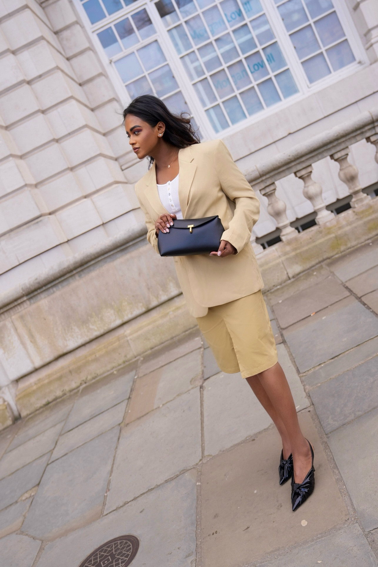 Toteme T lock, Toteme T clutch, Toteme, MYTHERESA, spring bag, bag lover 

#LTKeurope #LTKitbag #LTKstyletip