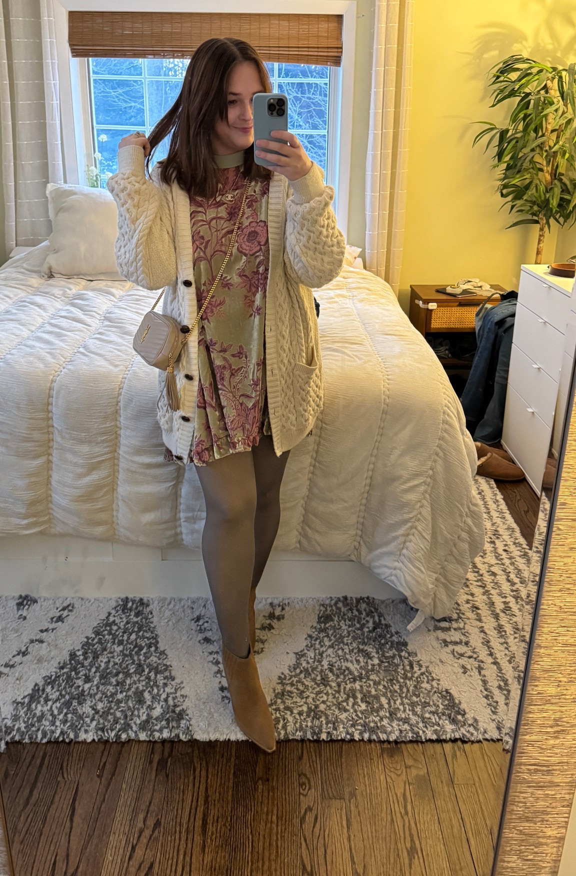 Last nights going out outfit. Perfect for a date night, this velvet floral tunic dress is perfect as a long shirt or a short dress. I paired fleece lined tights underneath and a cable knit chunky cream cardigan. Love how it turned out! I went a size down in the tunic. 

#LTKootd #LTKValentine #LTKSeasonal