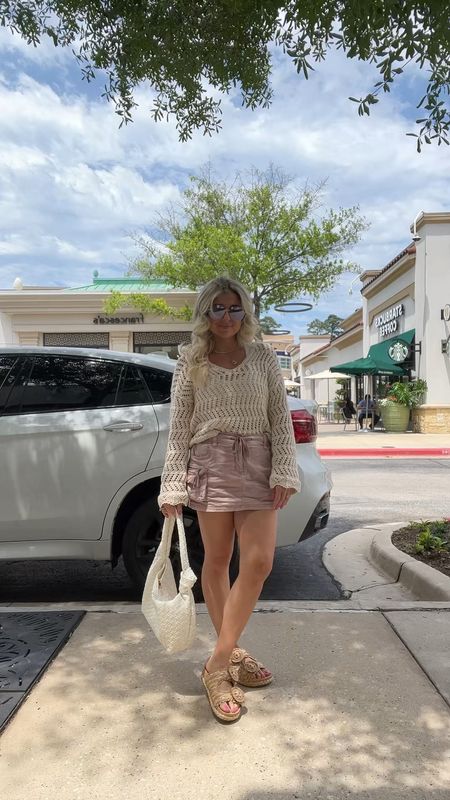 Spring outfit 
Tops xs
Cargo skirt size 0
Sandals tts and comfy!
Bottega style purse and love! 
Diff sunglasses 

#LTKItBag #LTKFindsUnder100 #LTKShoeCrush