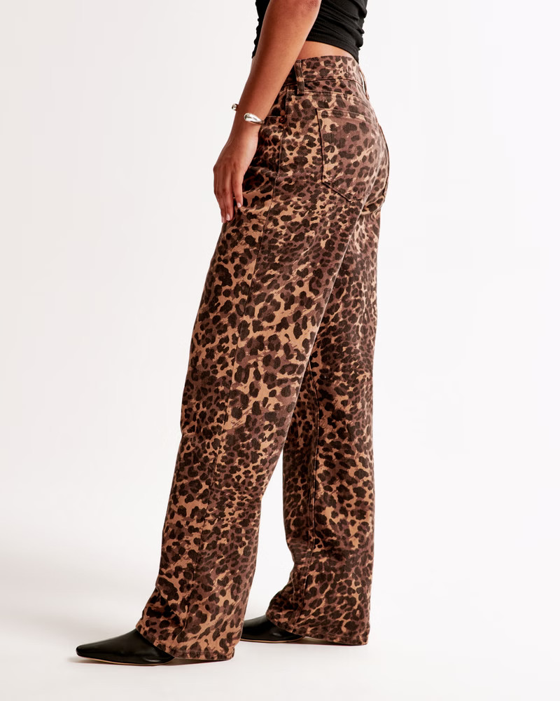 Curve Love Low Rise Baggy Jean | Abercrombie & Fitch (US)