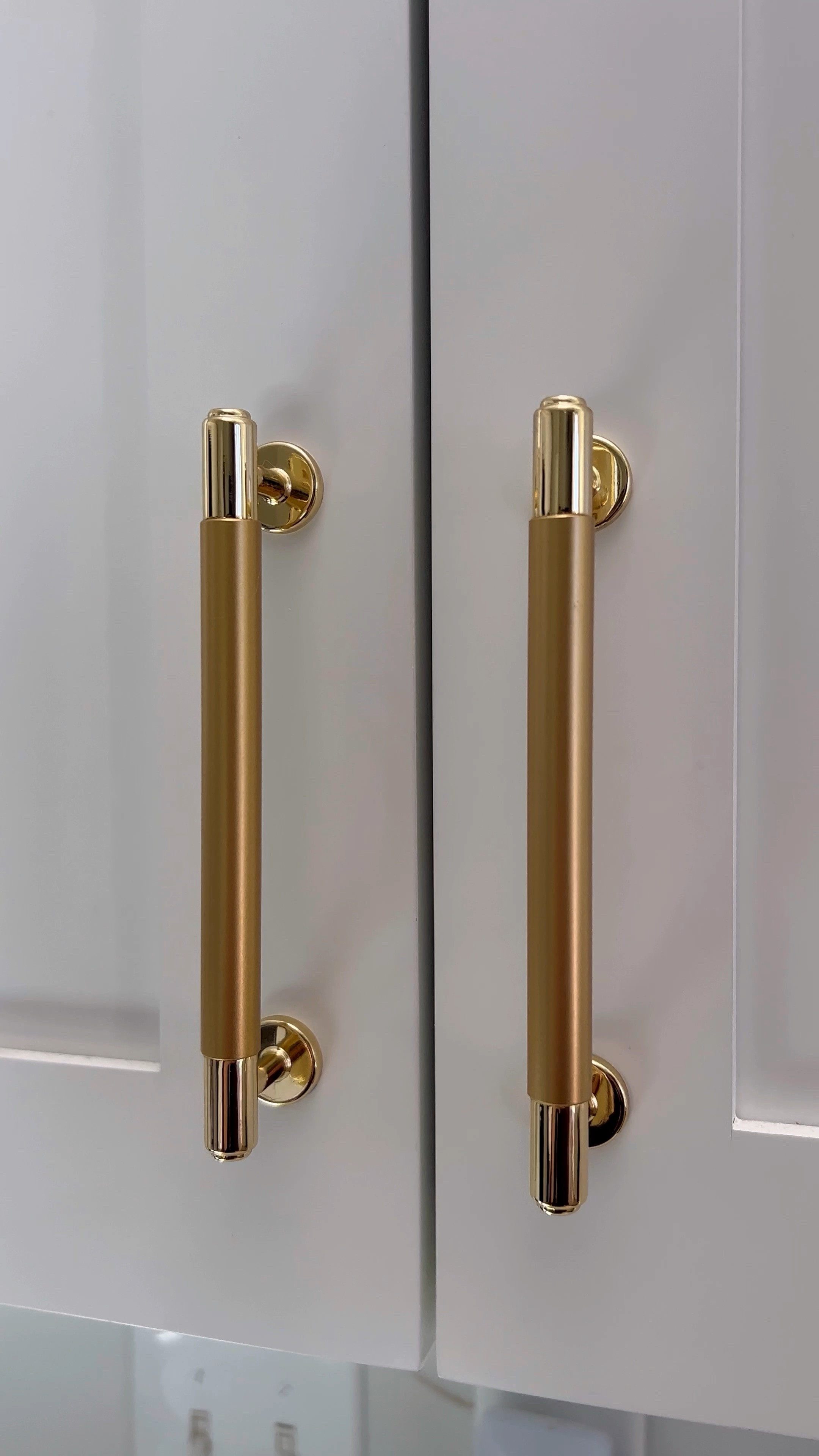 GOLD | GOLD HARDWARE | CABINET PULLS | KITCHEN HARDWARE | CABINET HARDWARE | KITCHEN | KITCHEN FINDS | AMAZON | AMAZON FINDS 

#LTKhome #LTKfindsunder50 #LTKfindsunder100