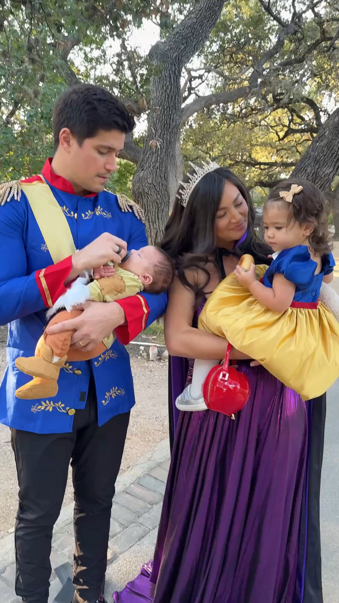 Love this Snow White family costume for little kids, especially with the apple shaped purse! If you’re looking for a family costume this Halloween, this one is adorable for your little girl if she likes to dress up like a princess

#LTKBaby #LTKKids #LTKSeasonal