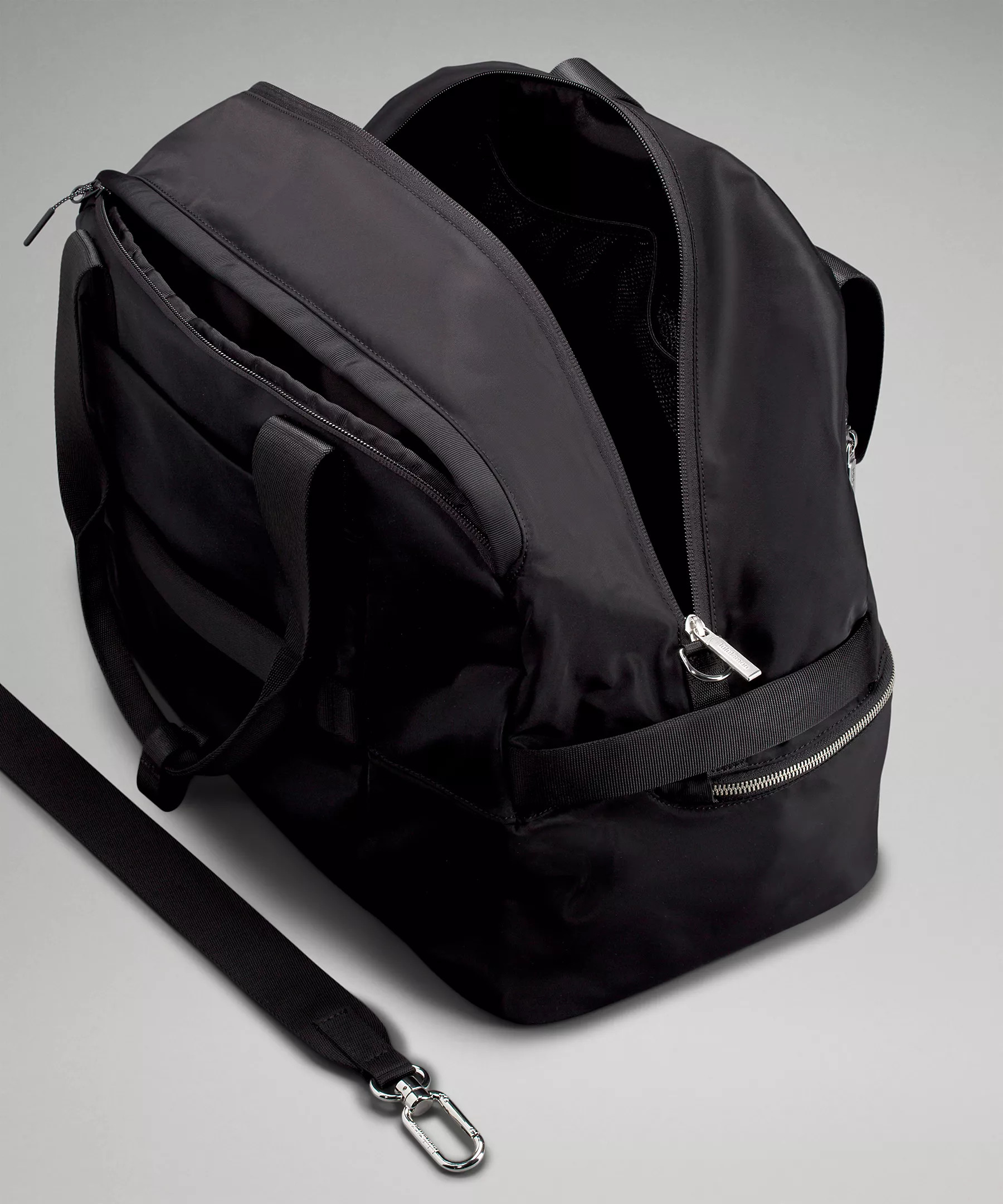 City Adventurer Duffle Bag 29L | Women's Bags,Purses,Wallets | lululemon | Lululemon (US)
