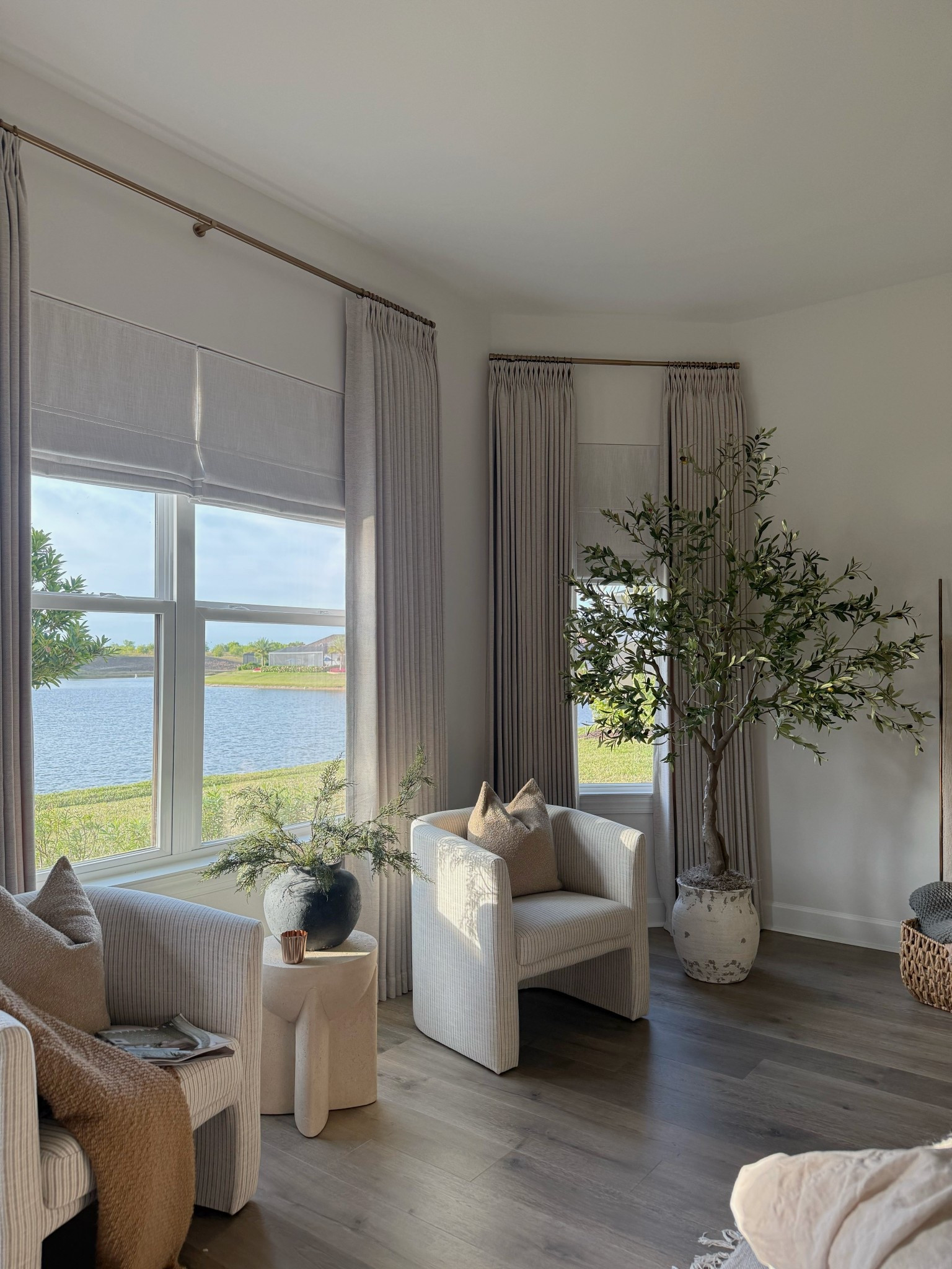 Curtain Details ✨
Fabric: Layla Linen - Ivory Beige-L1202
Width: 70
Length: 109
Header Style: Triple Pinch Pleat
Memory Shaped

You can use my code Rebekah15 at checkout for 15% off!! 

#curtains #customcurtains #cozyology #organicmodern #bedroom #bedroominspo #cozyaesthetic #cozyologycurtains 

#LTKHome