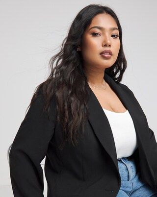 Black Single Breasted Relaxed Blazer | Simply Be (UK)