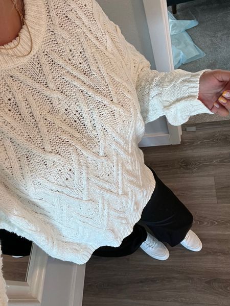 A cozy, chunky knit sweater is a must in your closet this fall! So many different ways to style it. 

#LTKfindsunder100 #LTKmidsize #LTKstyletip
