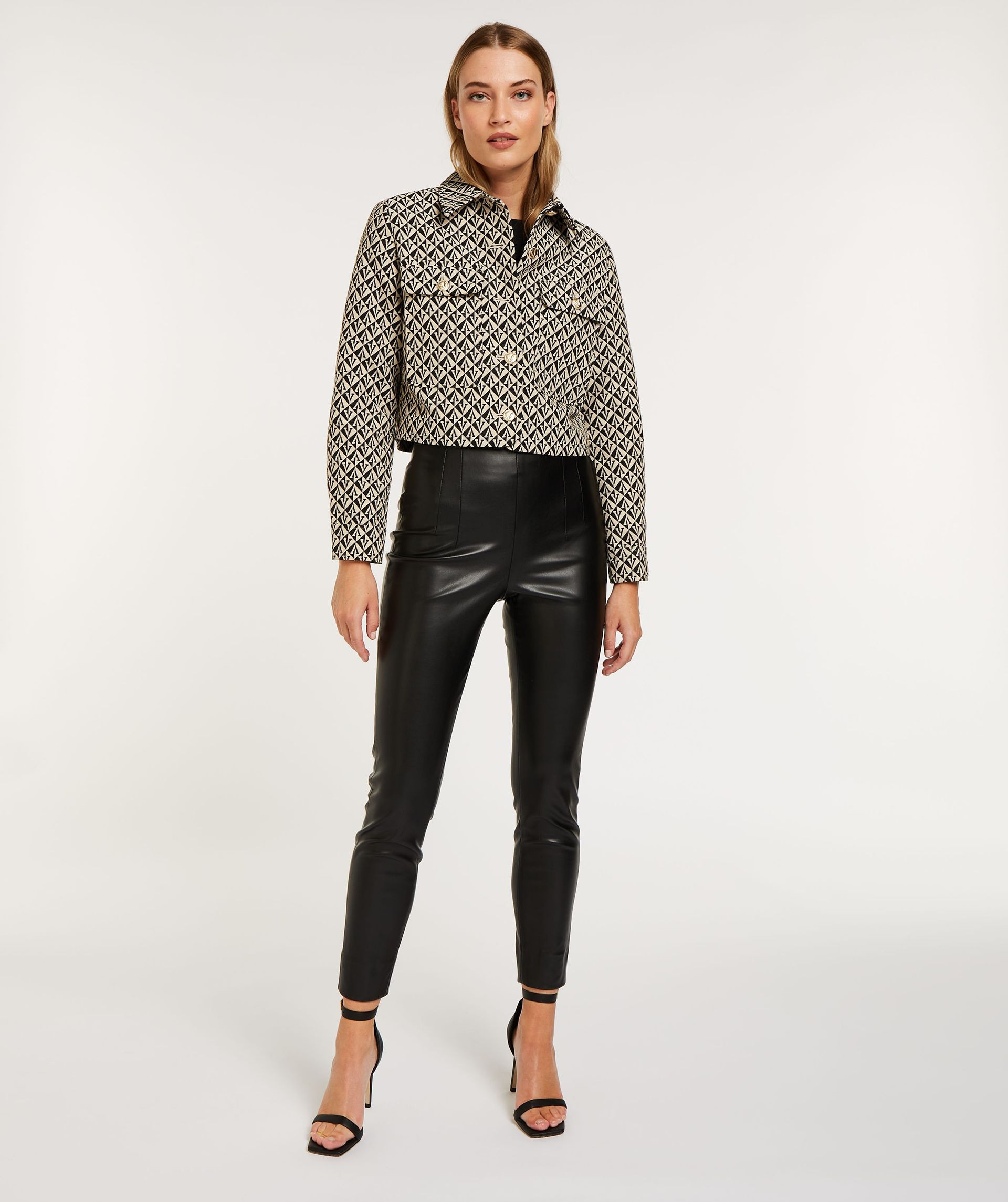 JOSH V | JOSH V (NL)