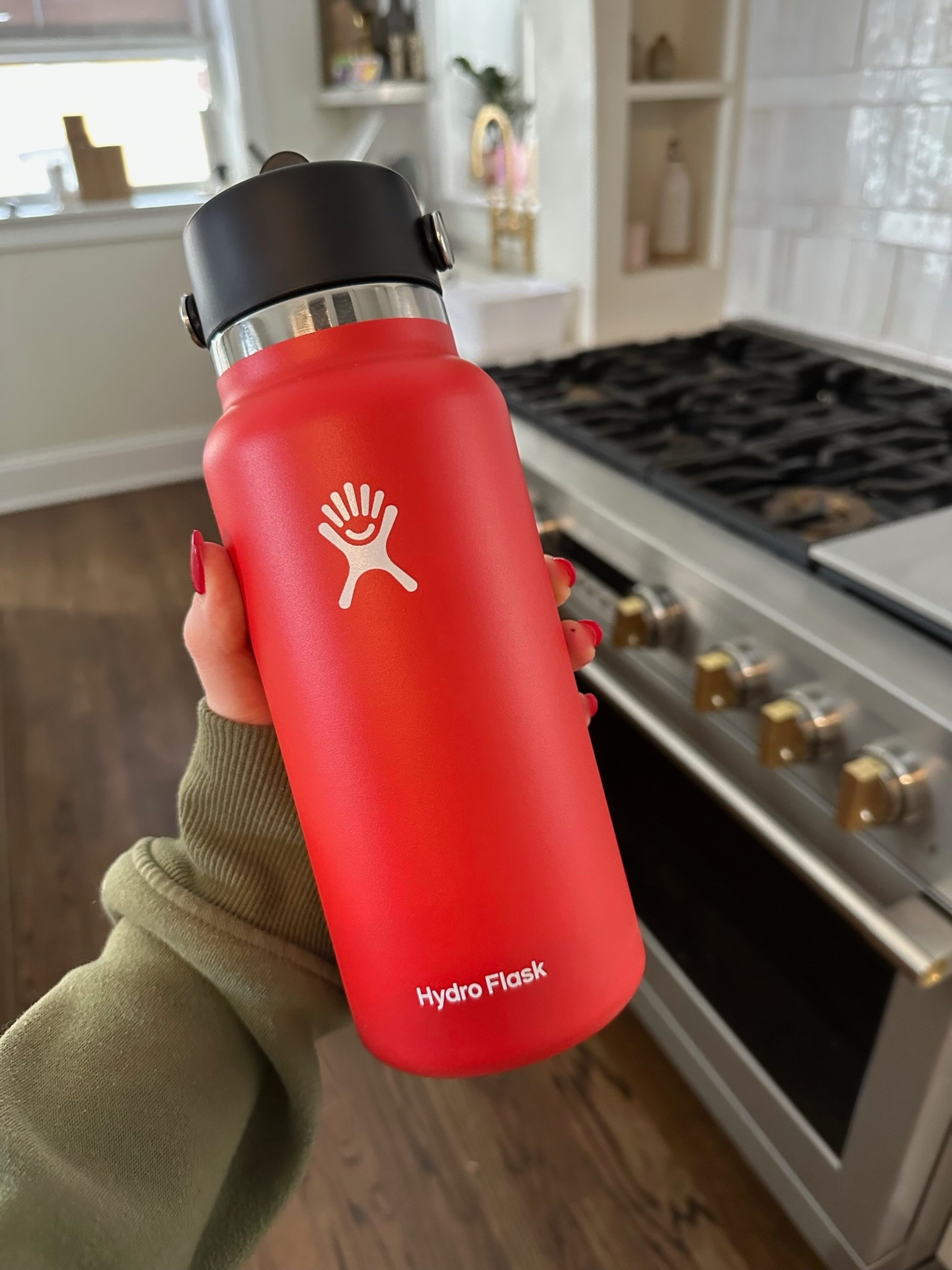 my favorite reusable water bottle 

#LTKHoliday #LTKGiftGuide #LTKSeasonal