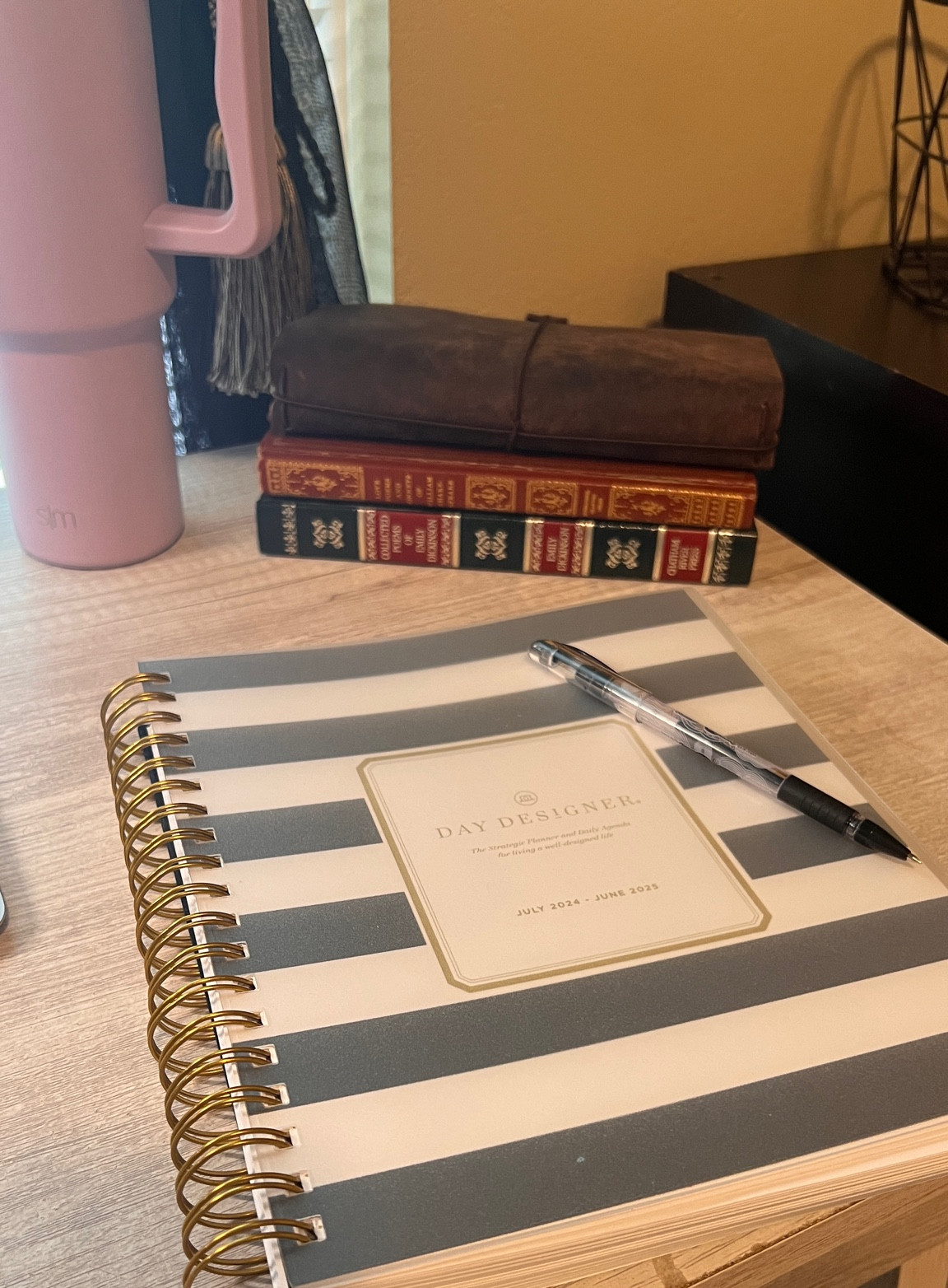 Loving my new planner layout! Having my schedule, home to-do list, and work to-do list all on one page has made organizing everything so much easier. I still use my other planners to keep track of different things, but this format has been a game changer. #plannerlife #organization #productivity

#LTKFindsUnder50 #LTKSaleAlert #LTKHome