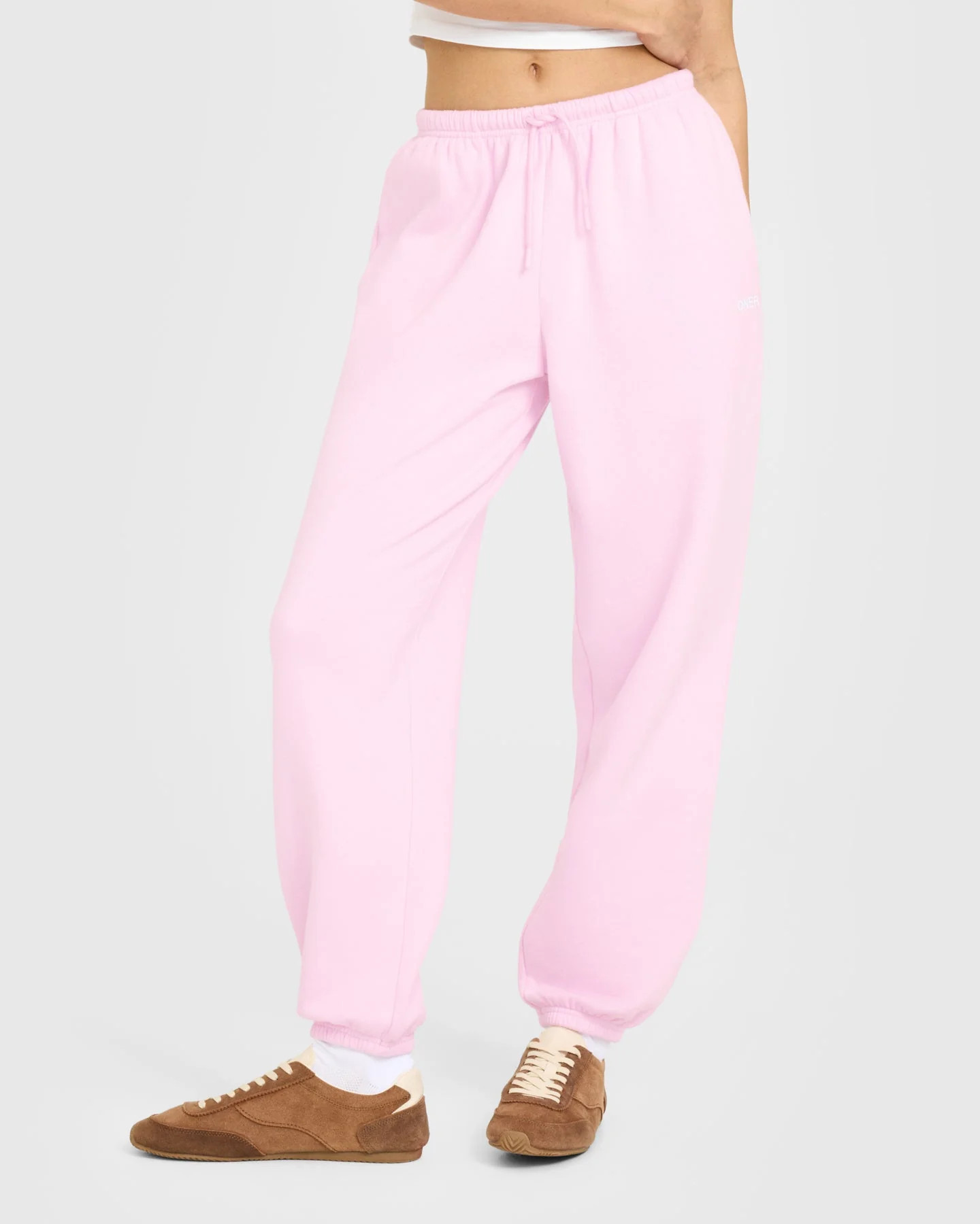 Mid Weight Relaxed Joggers | Chalk Pink | Oner Active (UK / US)