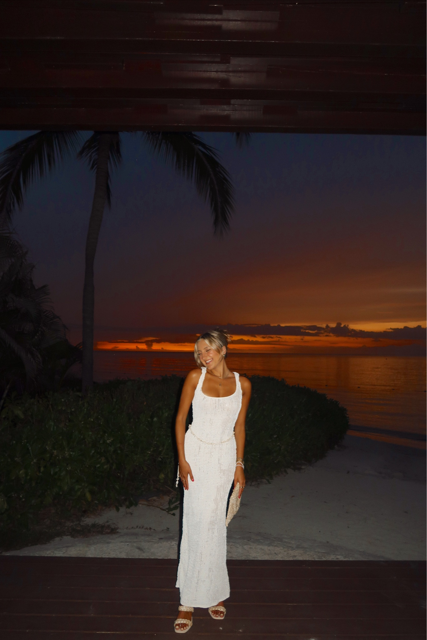 todays forecast 🌅

decided that this Jamaica vacation outfit deserved a spot on the feed. I mean come on how cute is this dress?! from @prettylittlething ☺️ wearing full @skims underneath and linking it all via @shop.ltk

been getting lots of questions on how I take these nighttime flash photos- I use a Canon g7x on portrait mode with flash! linking that as well in case you want to take your vacation photos to the next level 