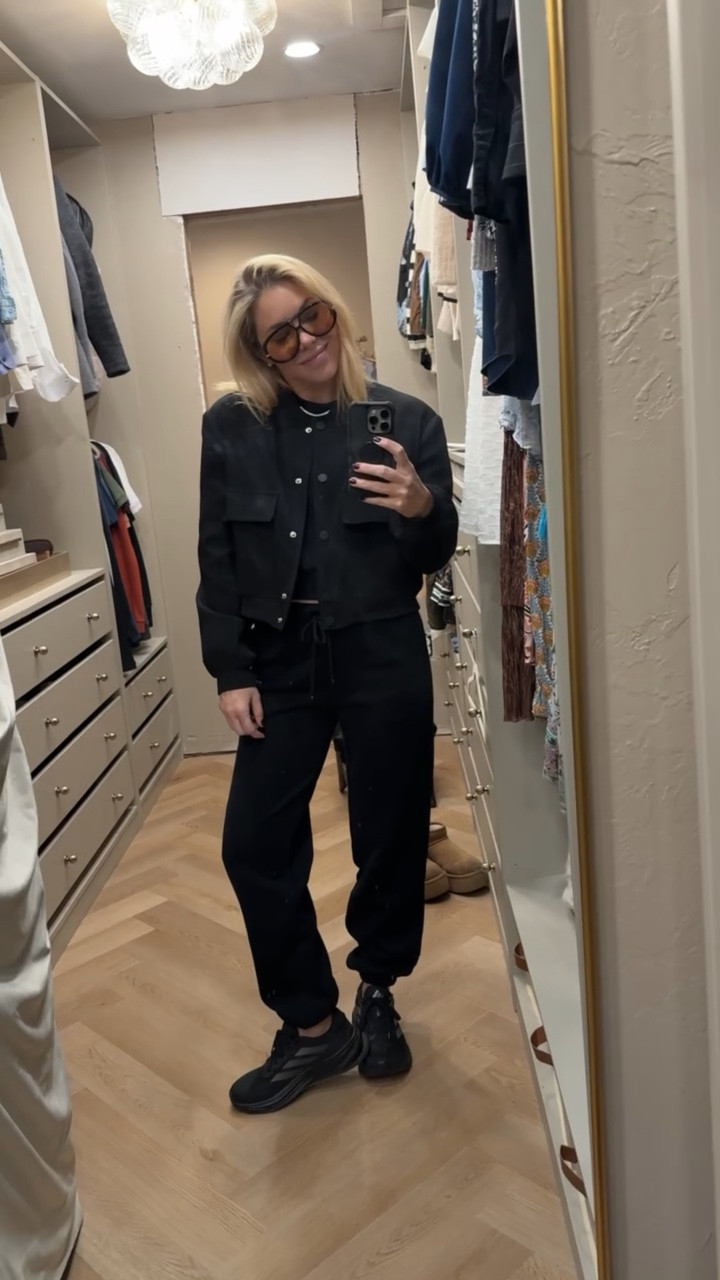 Styling Alo sweats (high/low version with Amazon jacket and Bottega Veneta sunglasses)

Black sweatpants
Sweatshirt 
Alo sweats
Alo sweatshirt
Alo sweatpants

Accolade Crewneck pullover

Accolade Crew neck pullover

 #LTKFindsUnder50

#LTKActive #LTKdayinmylife