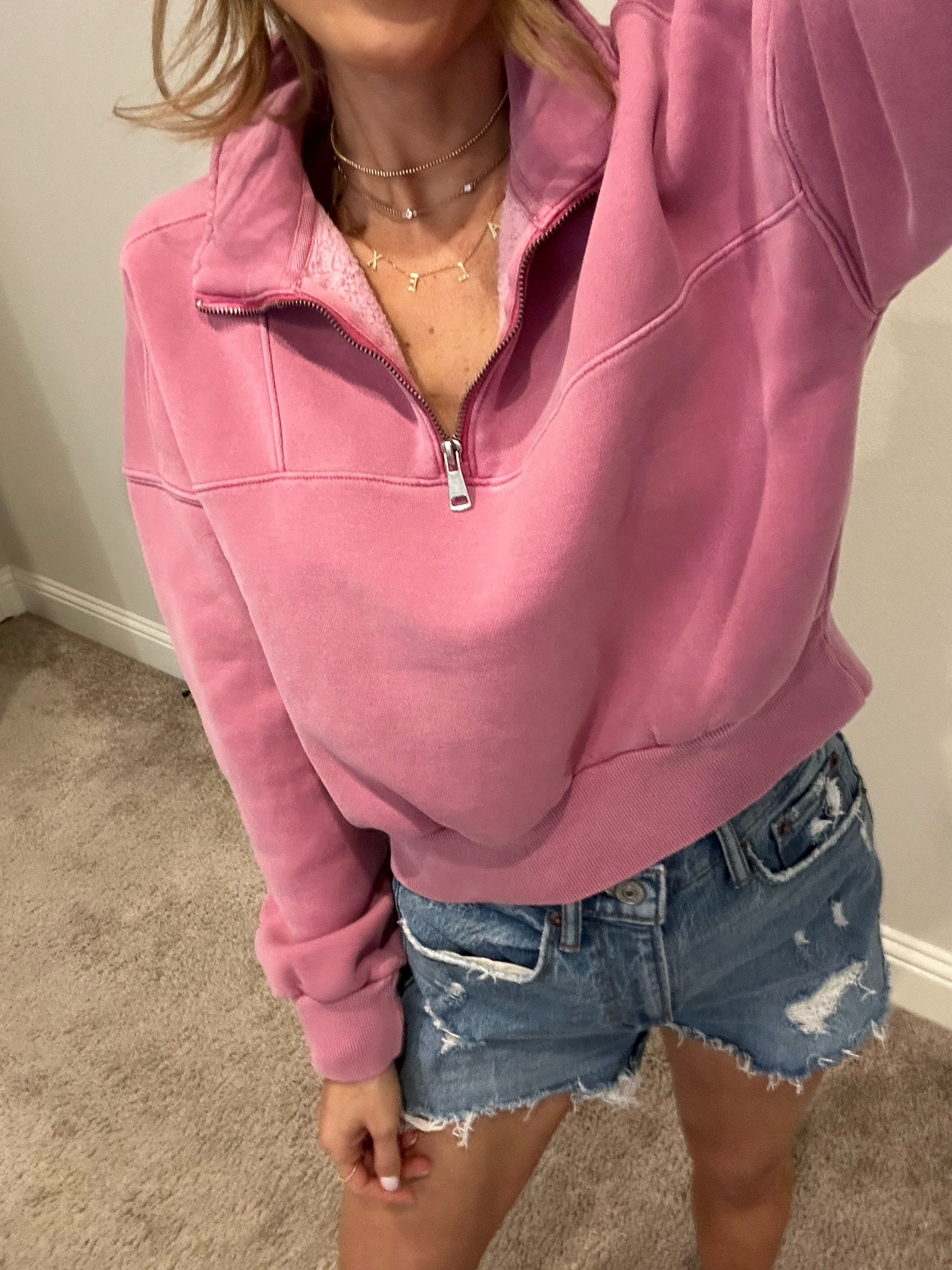 Pink pullover size xxs denim shorts size 24 

#LTKsalealert #LTKunder100 #LTKunder50