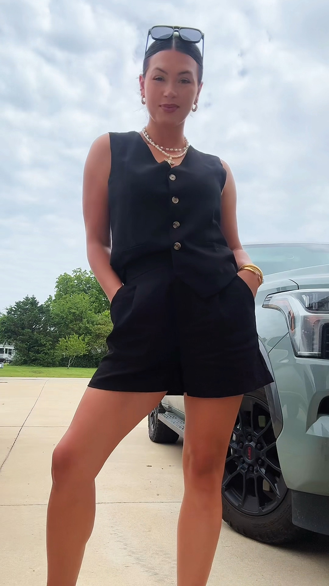 Classy & Comfortable 🖤

#LTKFindsUnder50 #LTKStyleTip #LTKSummerEdit