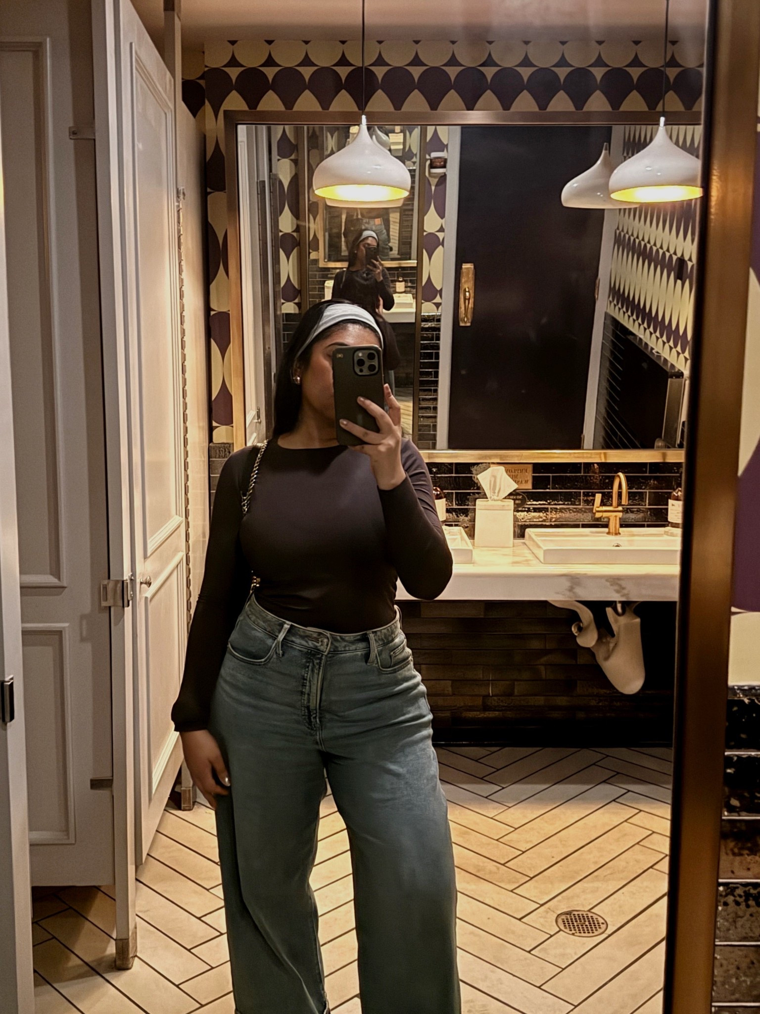 Been living in these layering tops all winter (under $20 and keeps you so warm!)

#LTKSeasonal #LTKFindsUnder50