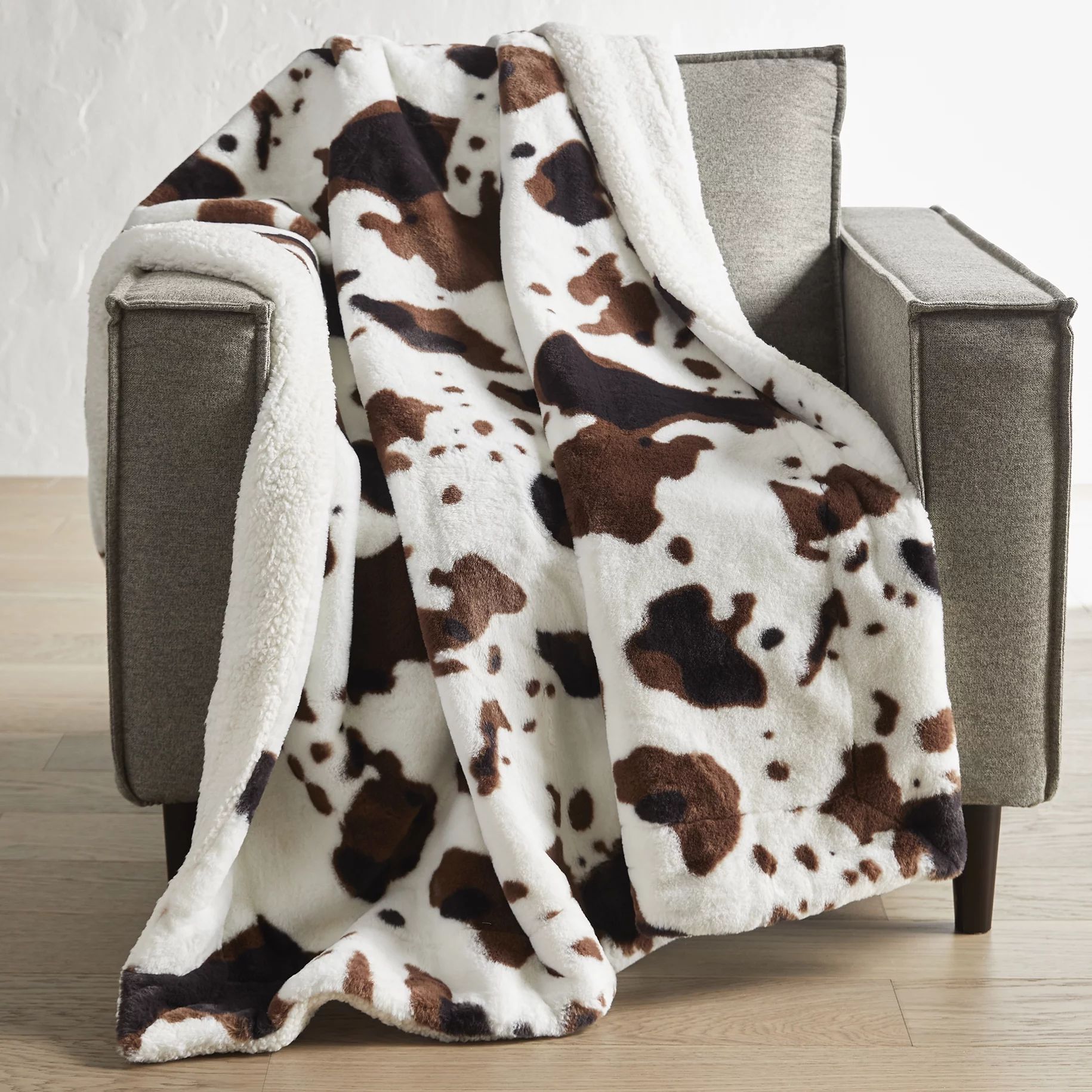 Better Homes & Gardens Cowhide Faux Rabbit Fur and Sherpa Throw Blanket, Easy Care, 50 x 60, Brow... | Walmart (US)