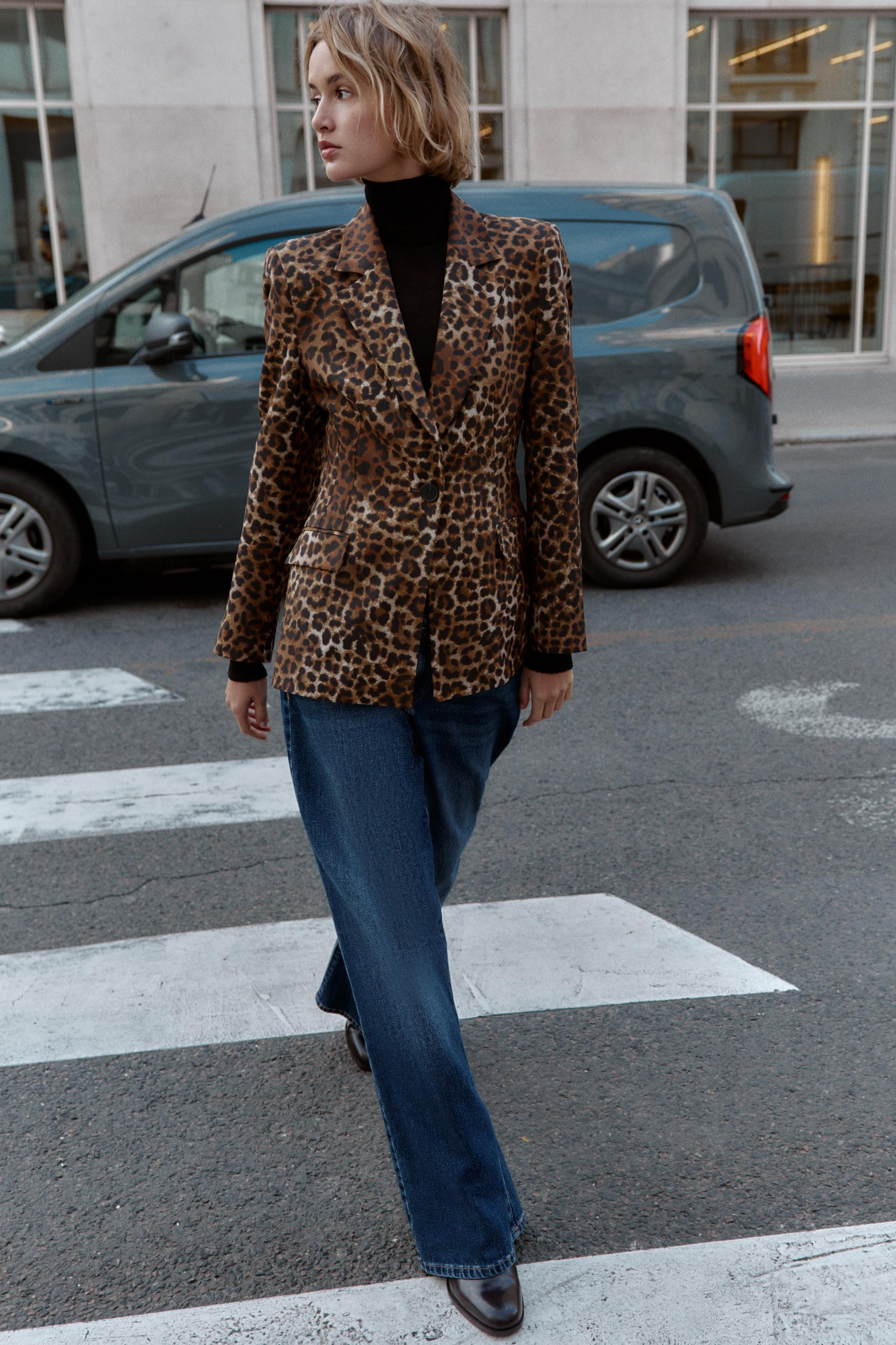 TAILORED ANIMAL PRINT BLAZER | Zara US