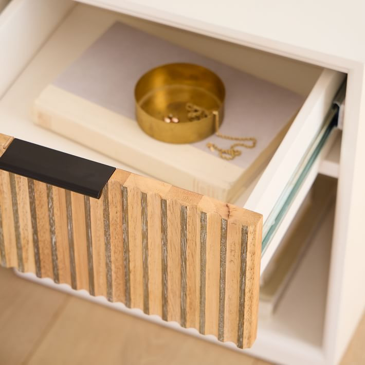 Quinn Open Nightstand (17”) | West Elm (US)