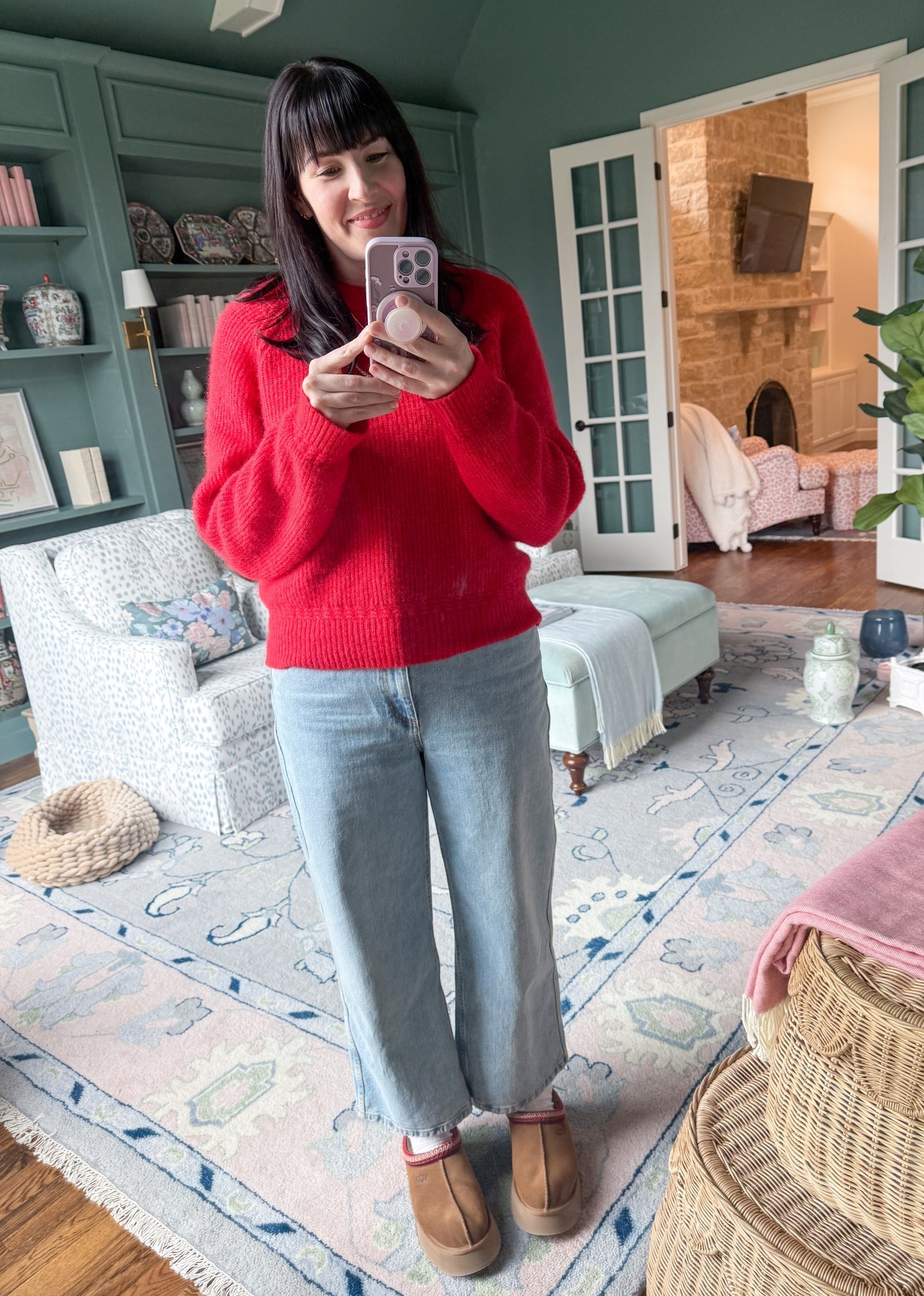 Cozy knit sweater, jeans, ruffle socks and uggs 

#LTKMidsize #LTKWorkwear