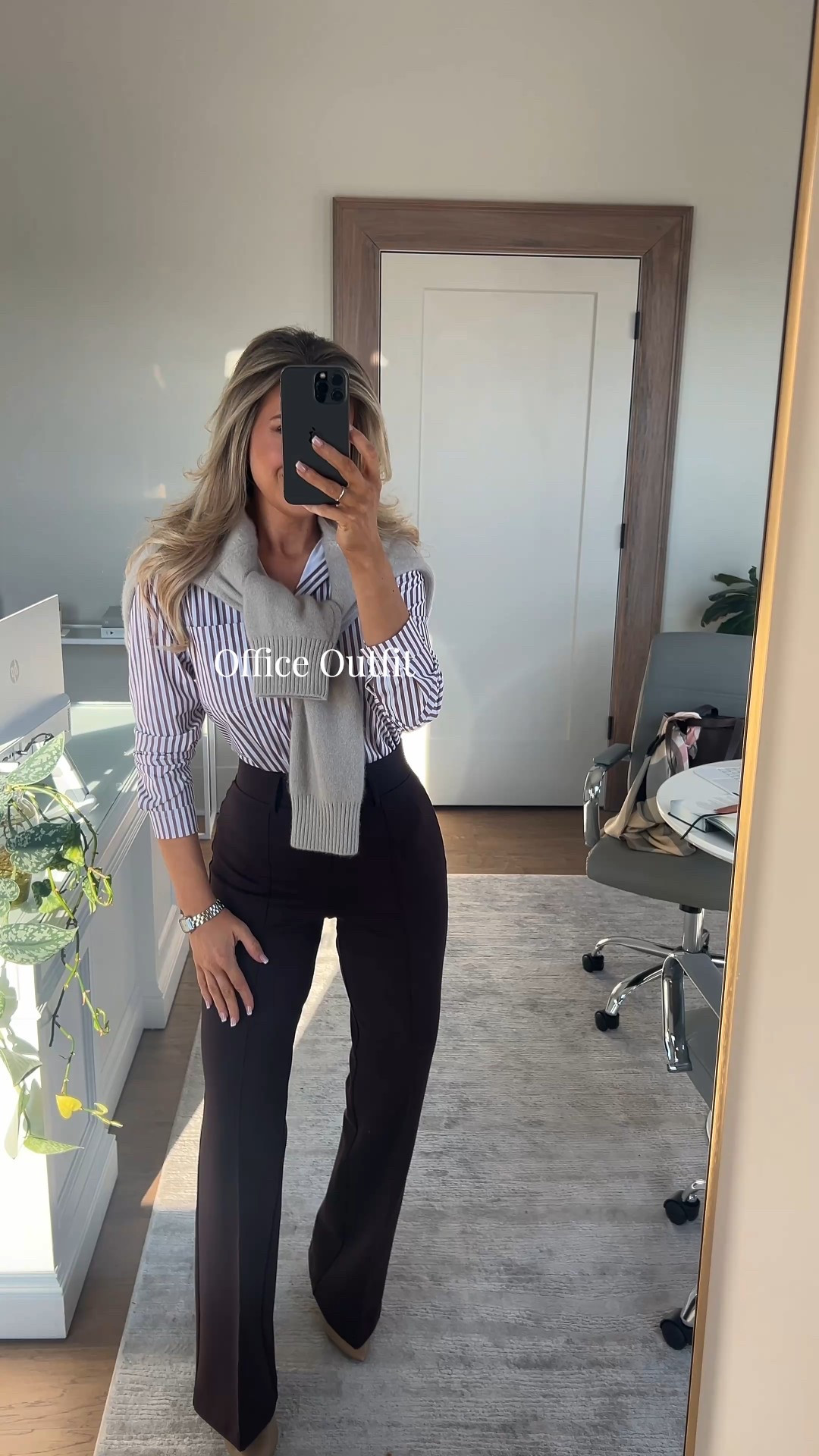 Love this winter business casual outfit for the office!! These trousers are so good! Wearing size XS in 32 length. 

#LTKWorkwear #LTKootd