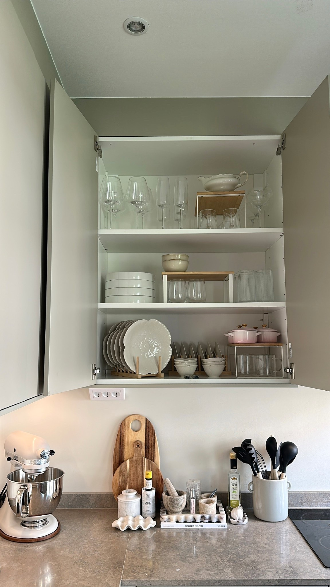 Lots of cute dinner and glassware!! 💭💗🩰

#LTKFindsUnder100 #LTKFindsUnder50 #LTKHome