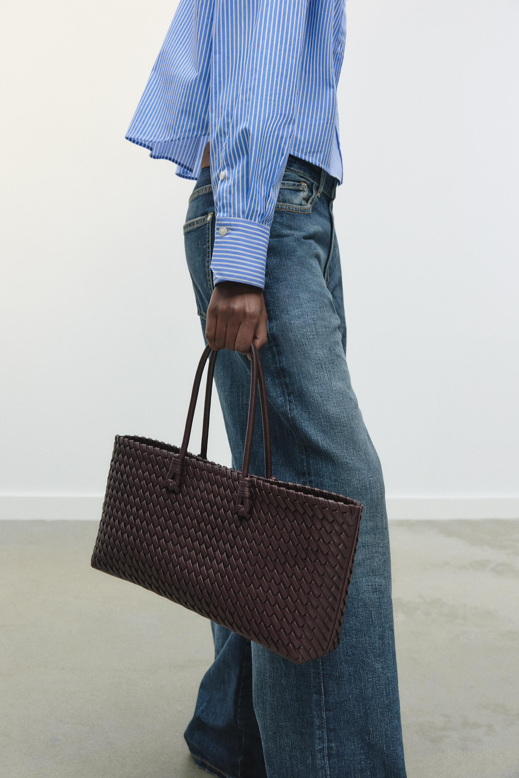ELONGATED WOVEN SHOPPER | Zara Canada