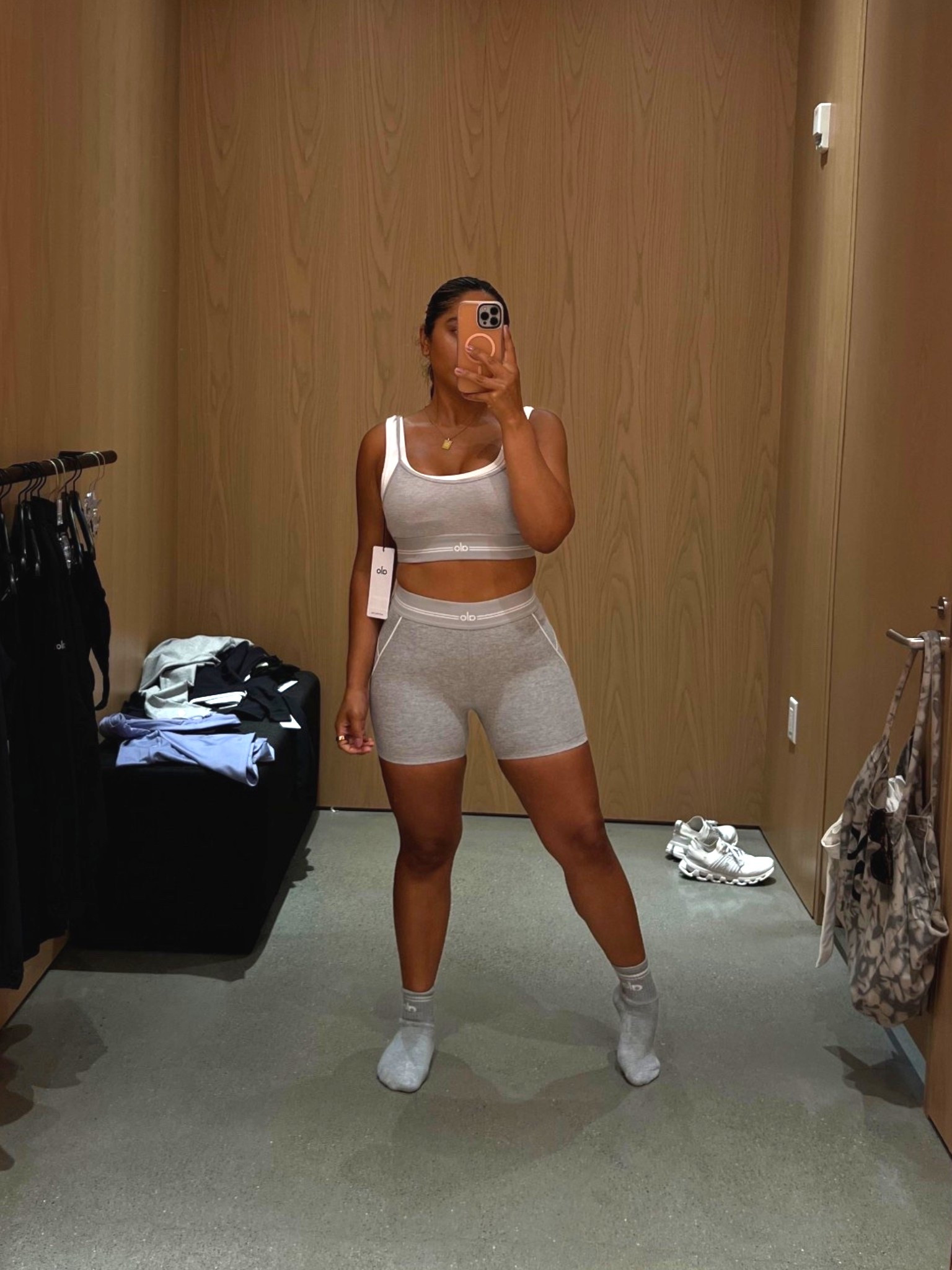 I have thi set in 3 colors! 
Wearing size medium in both. 

#LTKfitnessgoals #LTKPetite #LTKActive