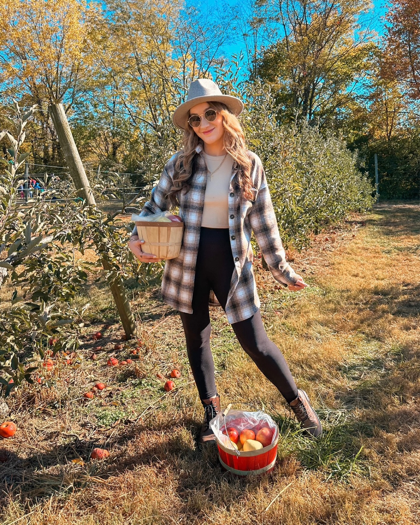 Fall Outfits inspiration 🍂🪵 Fit TTS 
Flannel shirt, Amazon leggings, wide brim hat 

#LTKunder50 #LTKSeasonal #LTKsalealert
