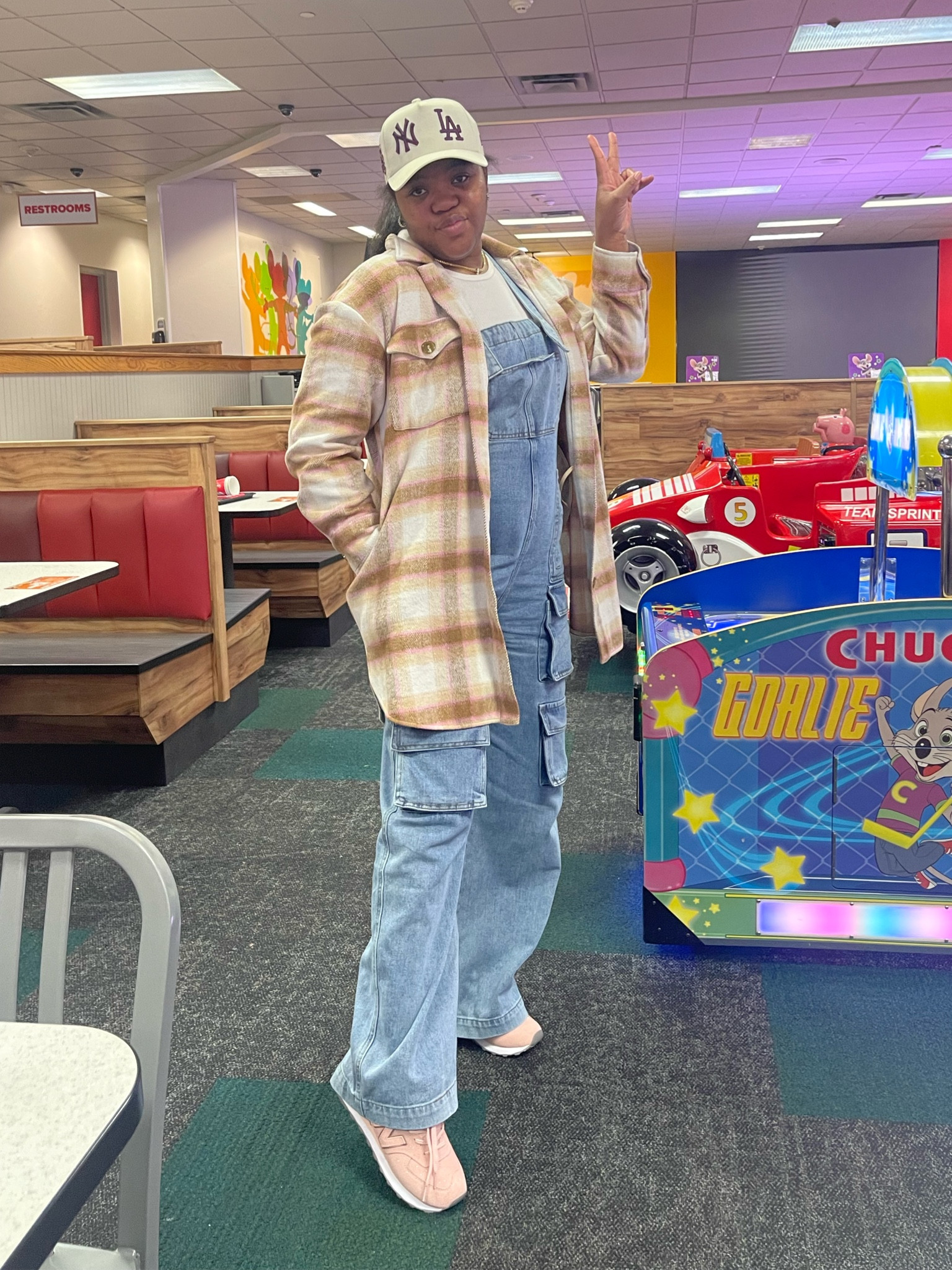 Fall outfit for a day of family fun 🐘🐼🎰gave

#LTKstyletip #LTKmidsize #LTKSeasonal