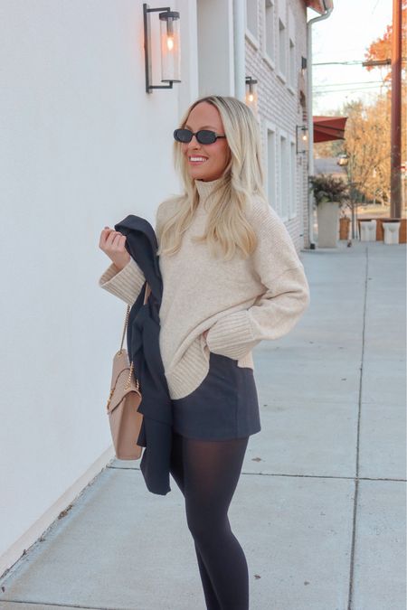 Neutral Winter Outfit

Winter outfit, neutral outfit, outfit inspo, sweater, mini skirt

#LTKstyletip #LTKshoecrush #LTKSeasonal