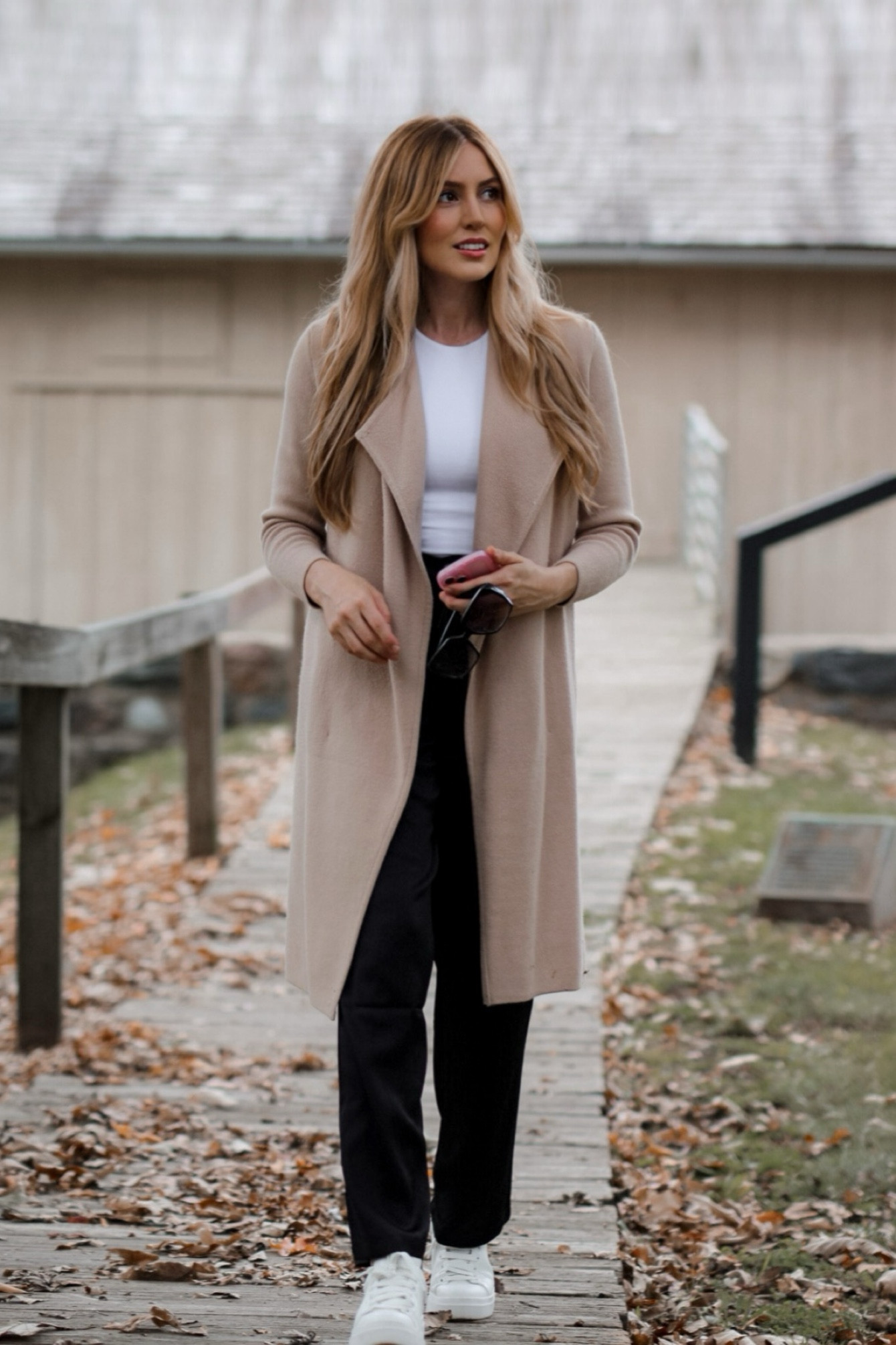 Causal fall outift 

#LTKHoliday #LTKSeasonal #LTKstyletip