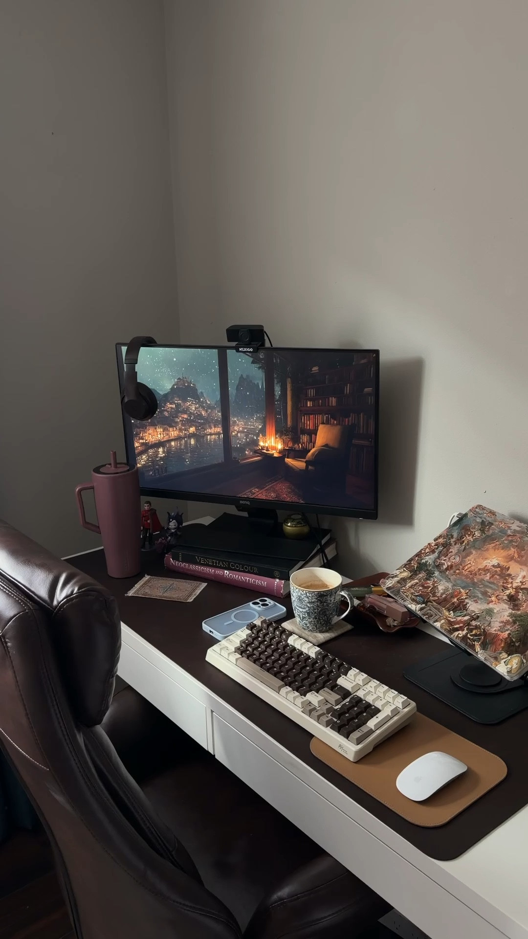 My work desk set up 🫶🏻🪄🖤

#LTKWorkwear #LTKdayinmylife #LTKHome