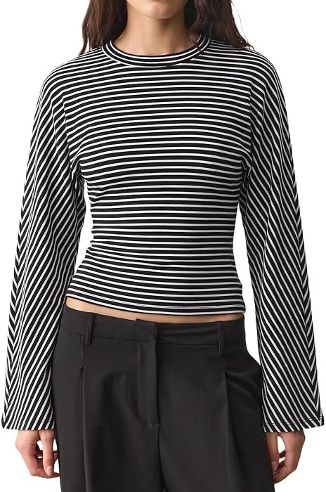 QINSEN Women's Crew Neck Long Sleeve Top Cinched Waist Stretch T Shirts | Amazon (US)