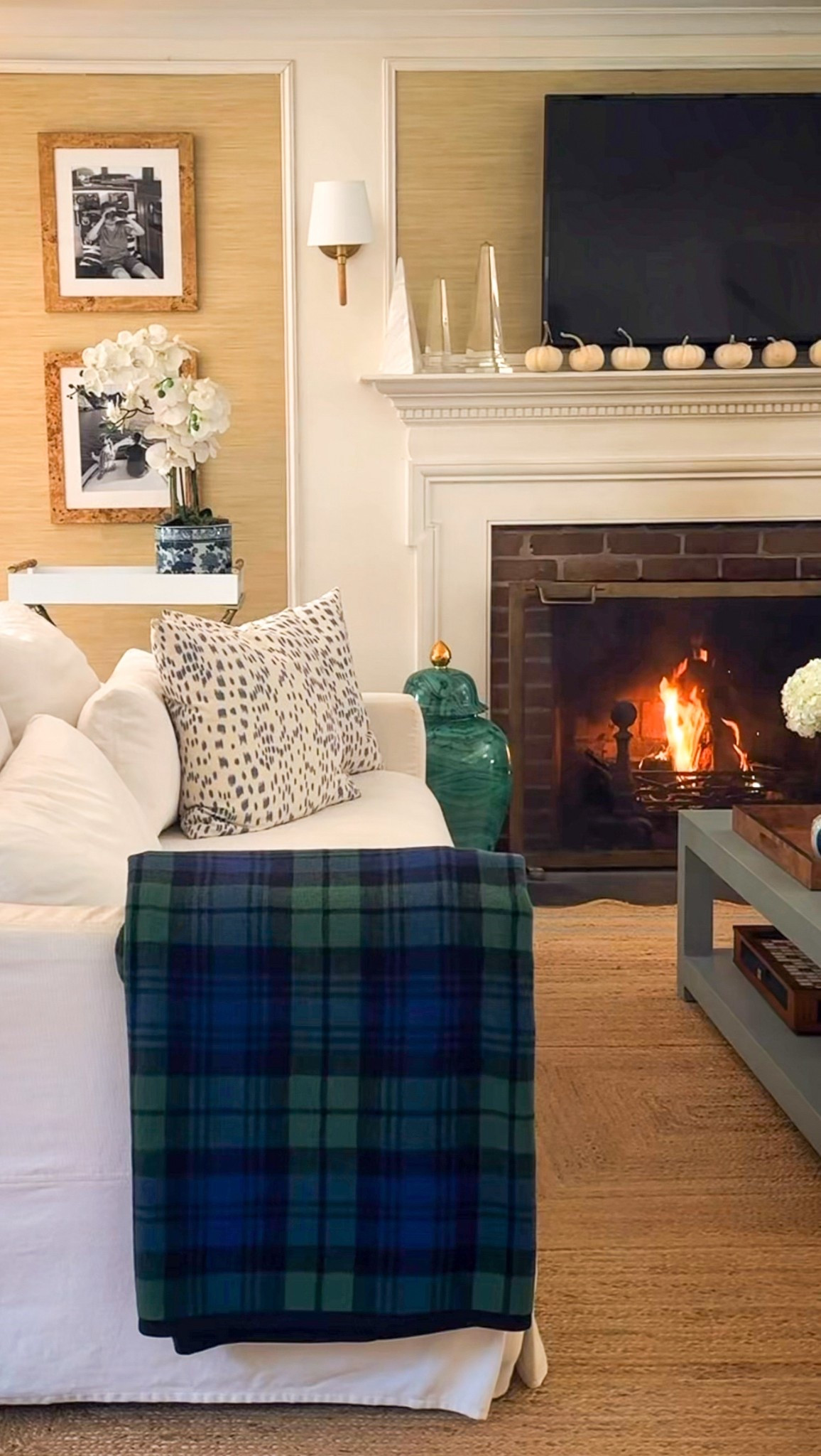 Cozy living room vibes 

#LTKSaleAlert #LTKSeasonal #LTKHome