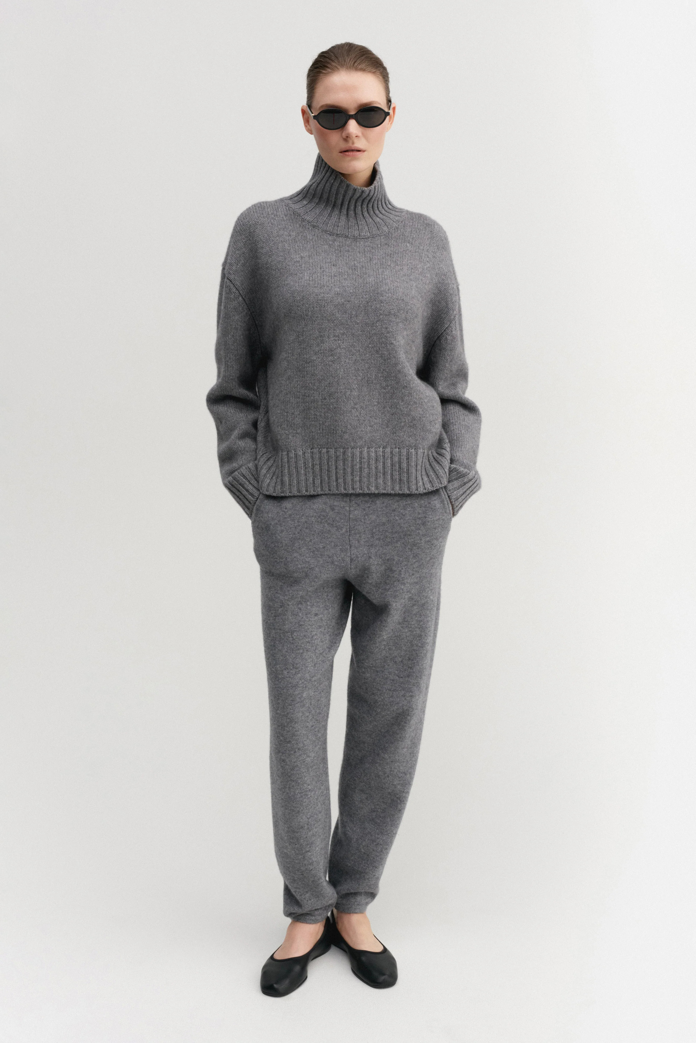 Nola Turtleneck Sweater, grey | Almada Label