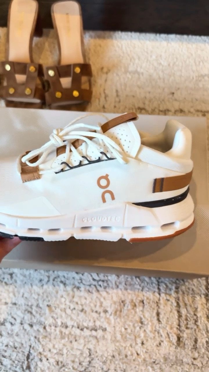 ON Running
Sneakers 

#LTKfitnessgoals #LTKSeasonal #LTKActive