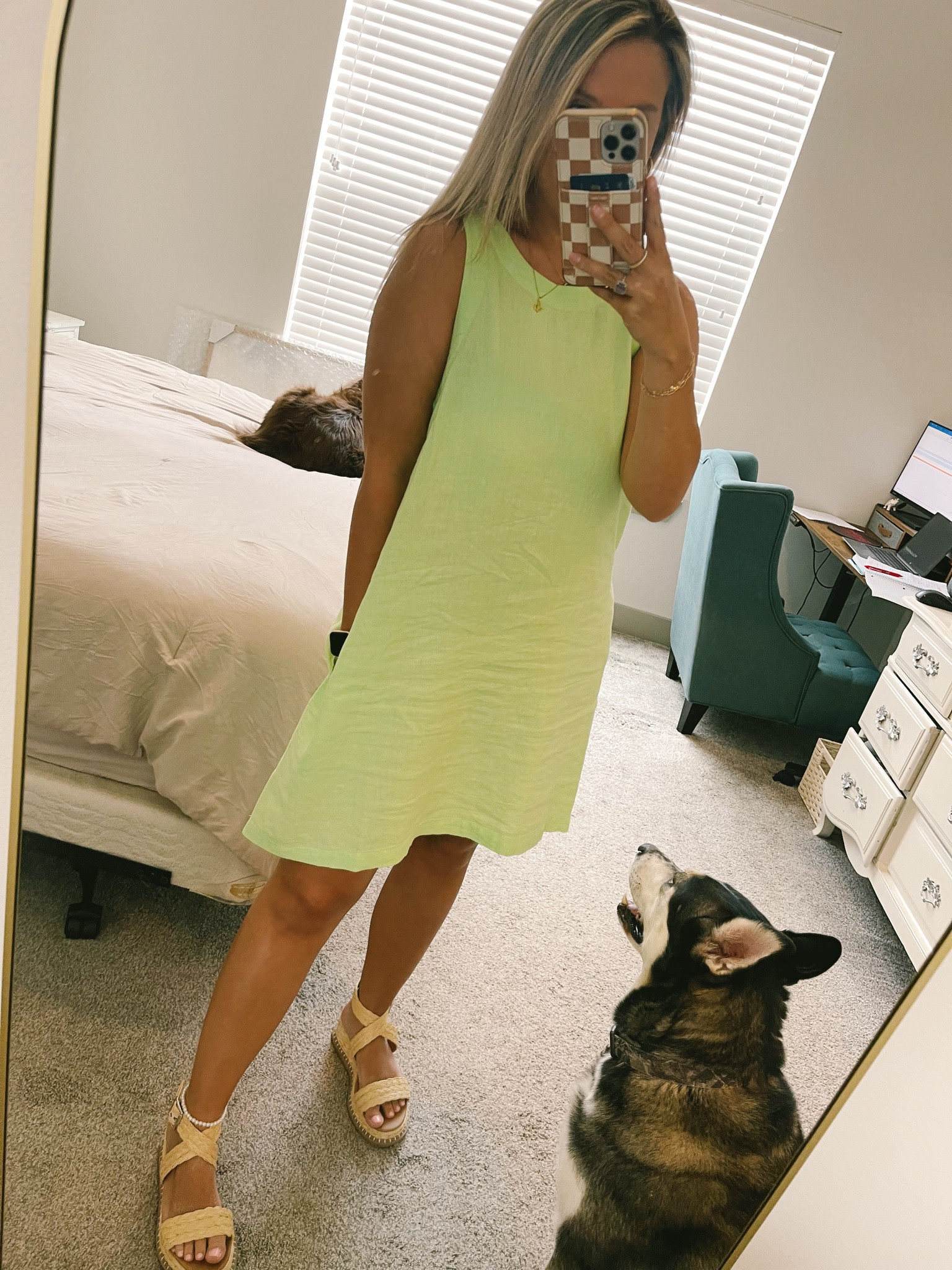 Loving this lime green linen dress from Target! And it comes in such cute colors/patterns!

Also obsessing over this sandal 💛💓

Linen summer dress
Espadrilles sandals 


#LTKSeasonal #LTKFindsUnder50 #LTKShoeCrush