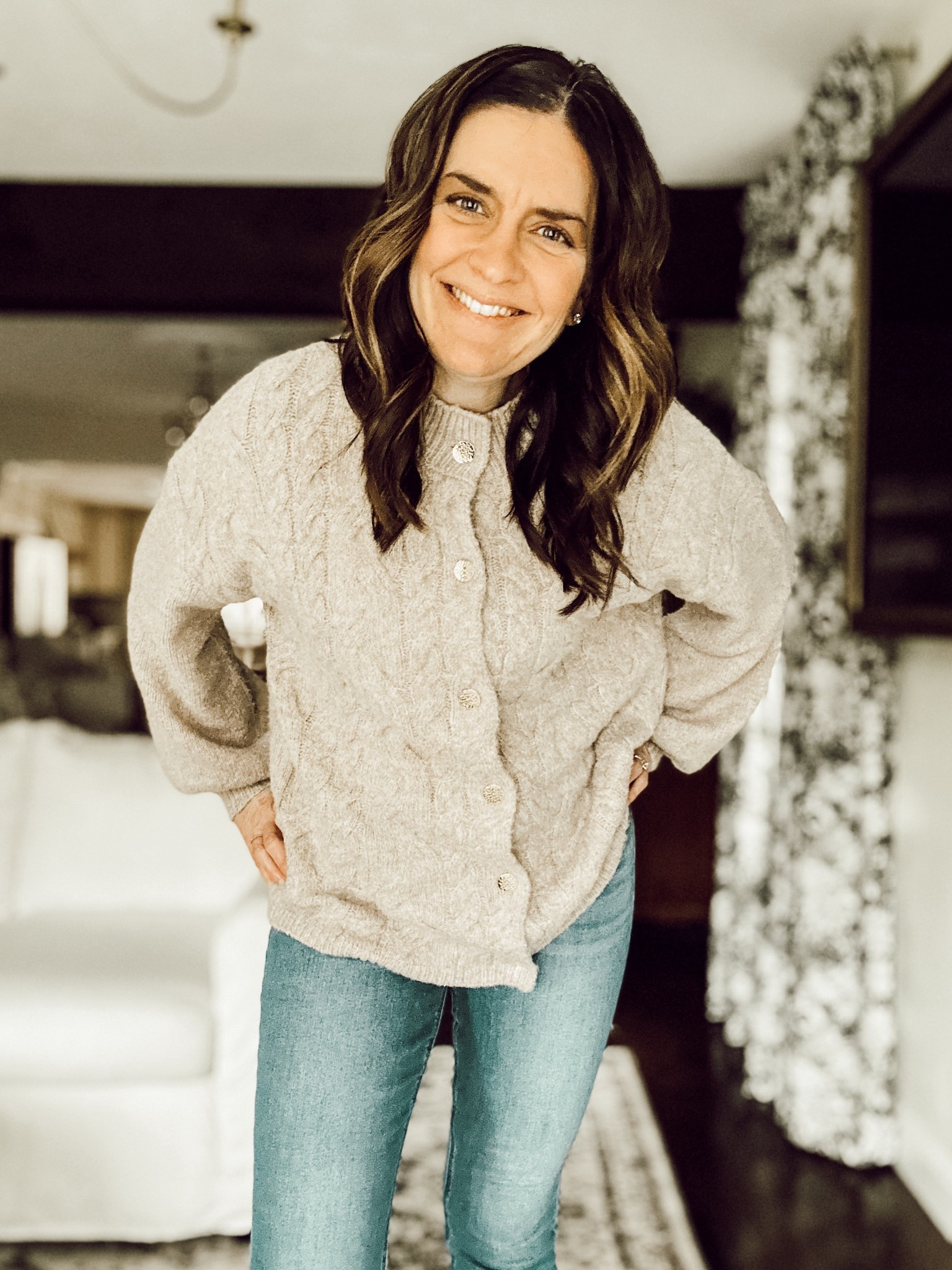 You need this oversized cardigan. Period. The end.

#LTKootd #LTKFindsUnder50