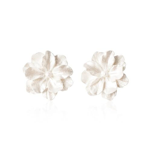 Boho White Flower Acrylic Earrings Vintage Charm 3D Resin Gardenia Camellia Pear Blossom Flowers Plant Lightweight Stud Earrings for Women Teen Girls Wedding Bridal Birthday Party Trendy Jewelry Gifts (White) | Amazon (US)