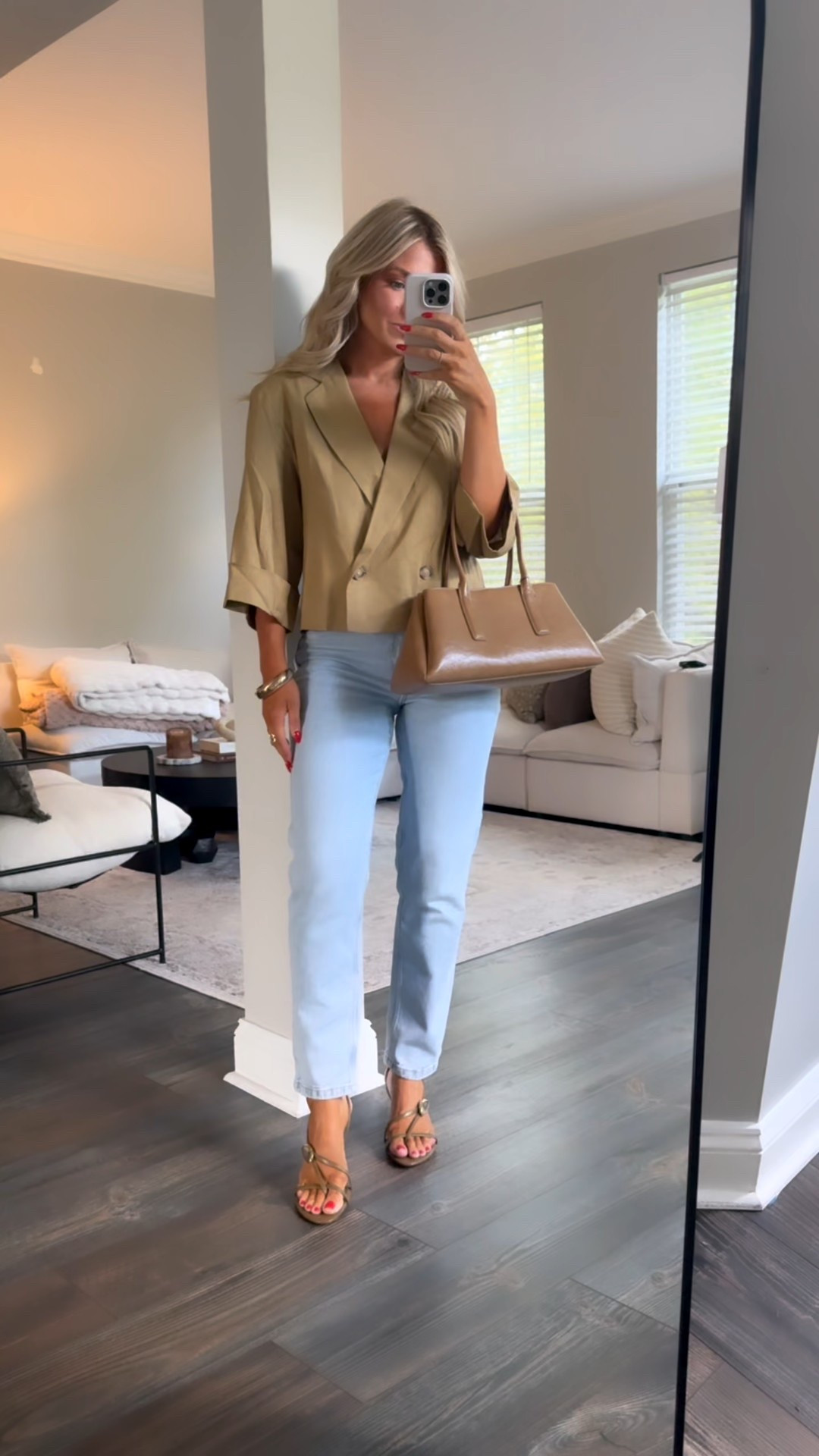 Easy date night look! This blazer is adorable!

#LTKFindsUnder100 #LTKSeasonal #LTKStyleTip