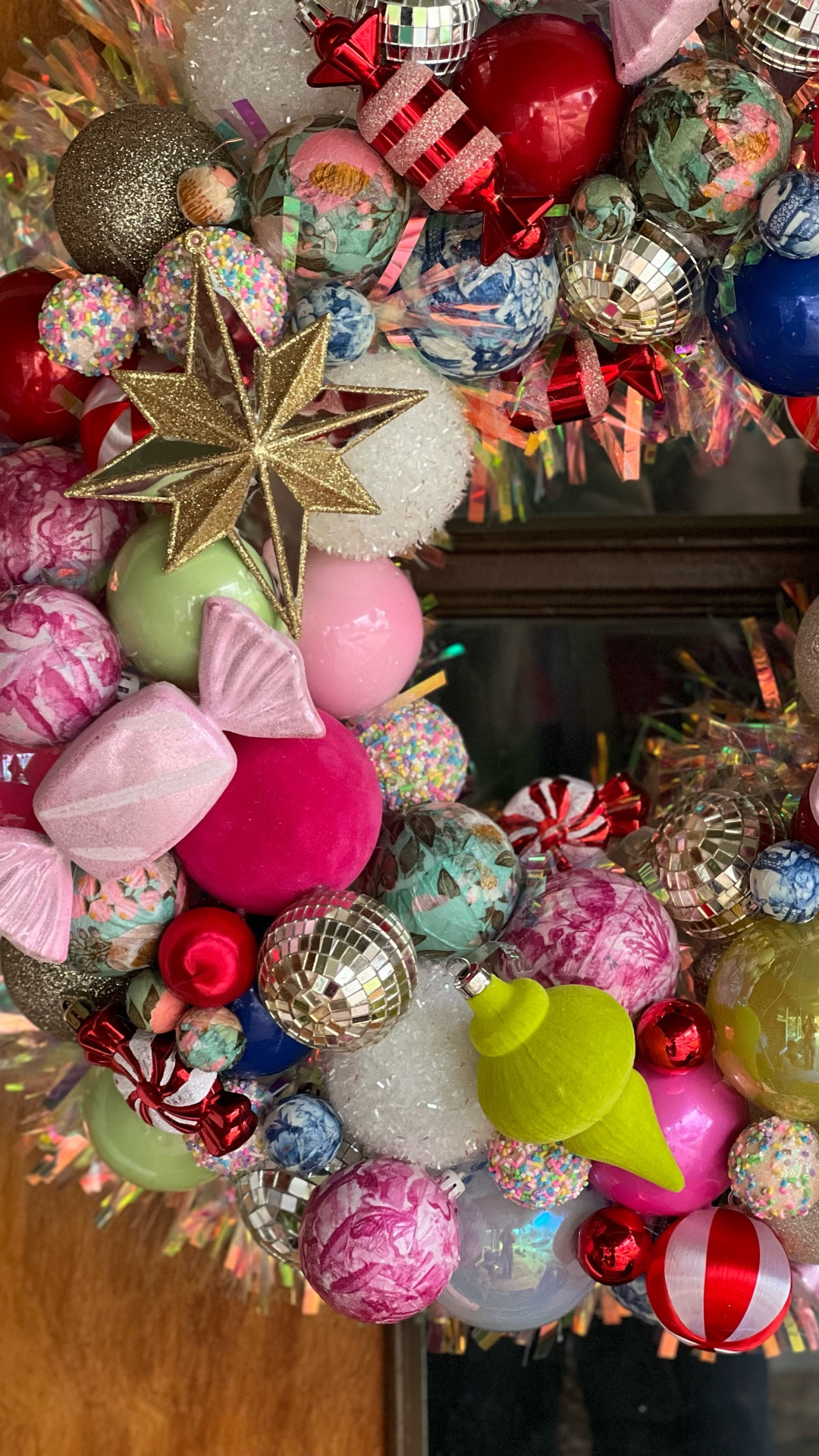 DIY Maximalist Tinsel Wreath!
Products used below 🫶🏻

#LTKCyberWeek #LTKHoliday #LTKdayinmylife