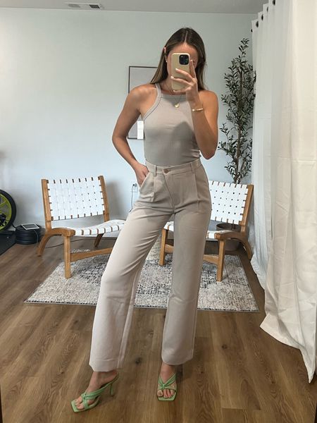 Work from home fit

Abercrombie, Abercrombie sale, trousers