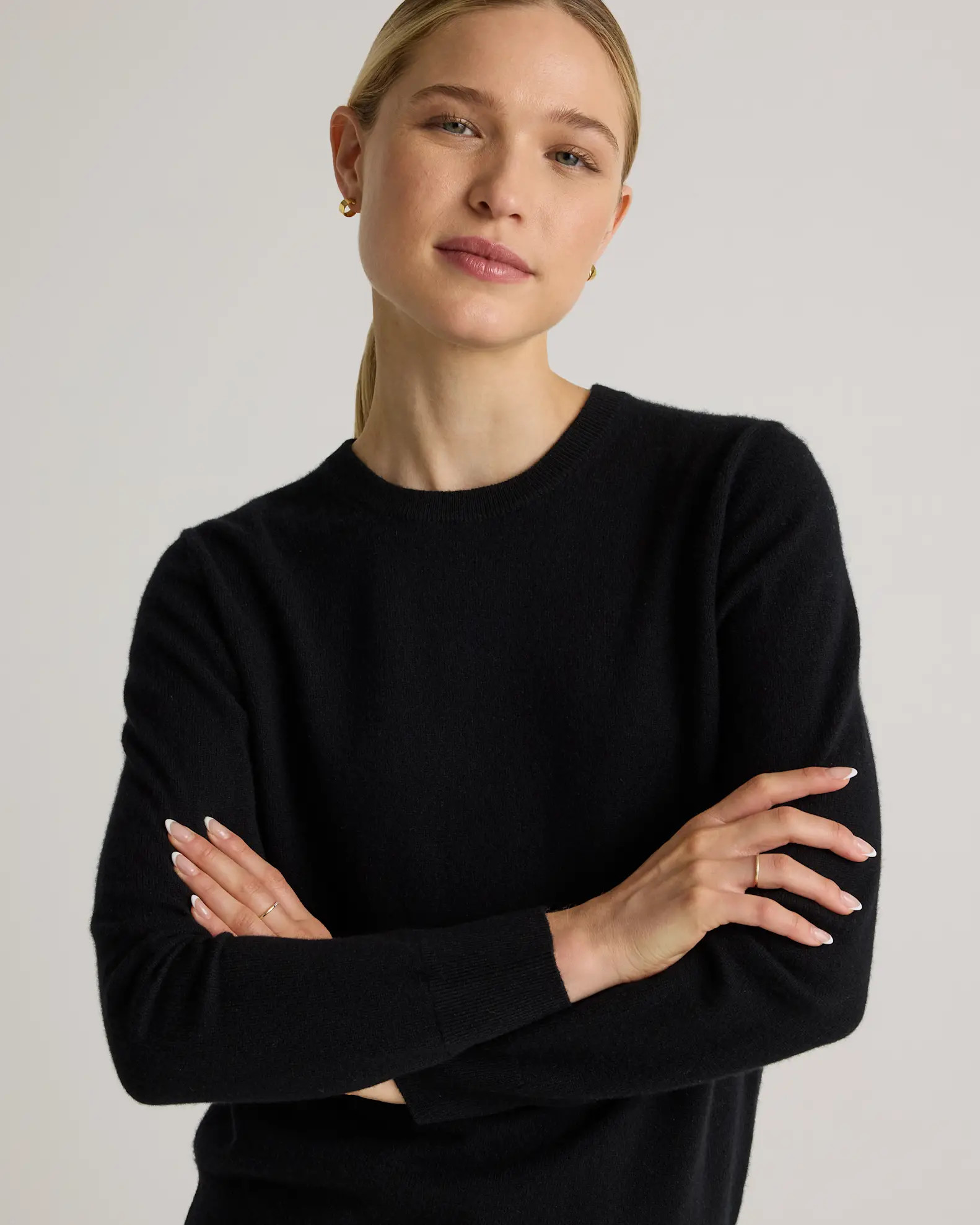 Mongolian Cashmere Crewneck Sweater in Black | Quince