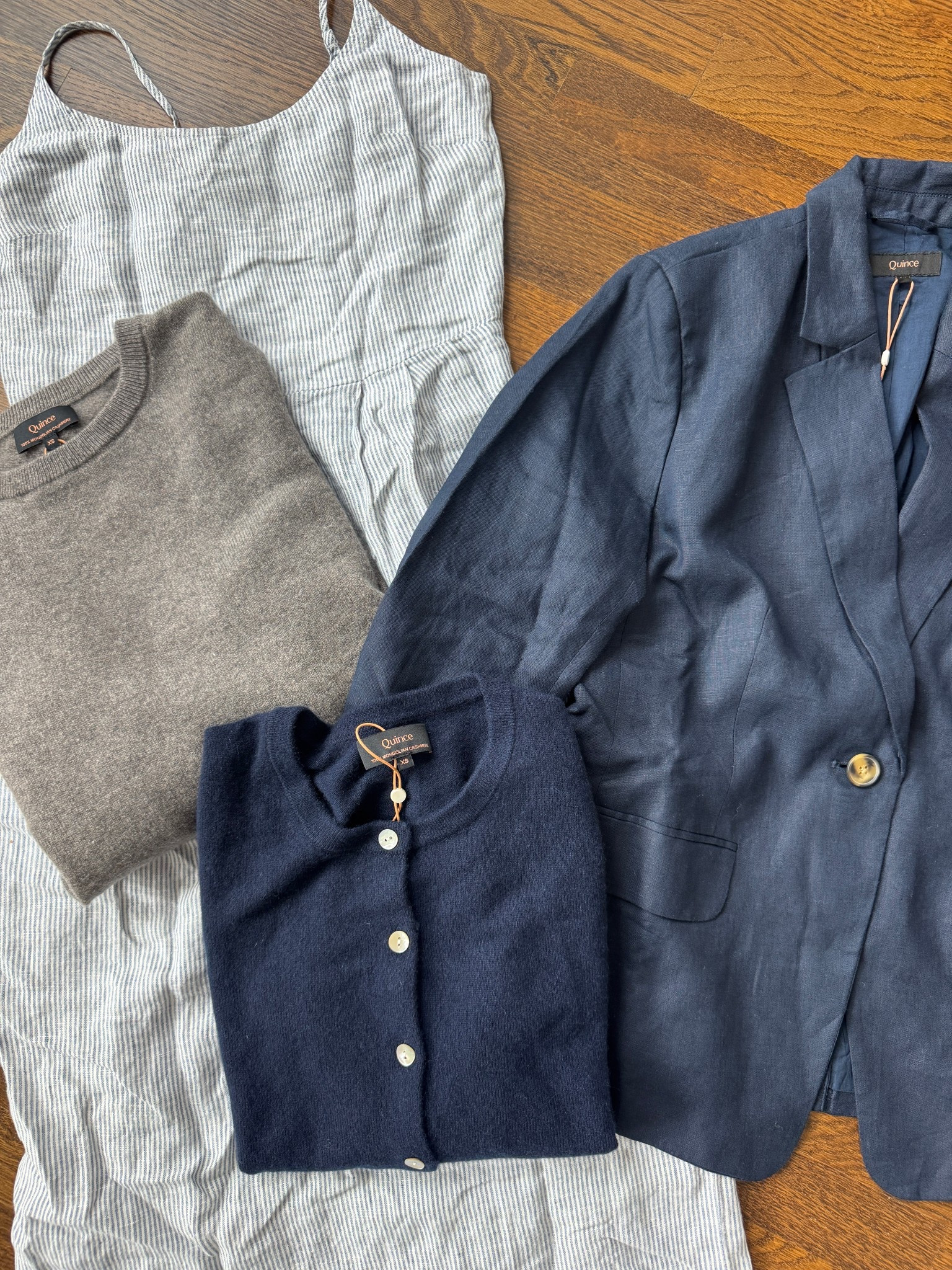 My latest Quince order: linen, cotton & cashmere. Everything is true to size. 



#LTKOver40