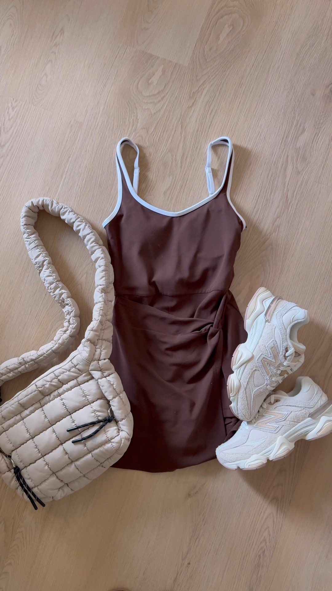 The cutest athletic mini dress! Has built in padding and shorts and the ability to pull down the bottoms so you don’t have to take the entire piece off to go to the bathroom! 

Abercrombie style, athletic mini, brown dress, new balance, athletic dress 

#LTKActive