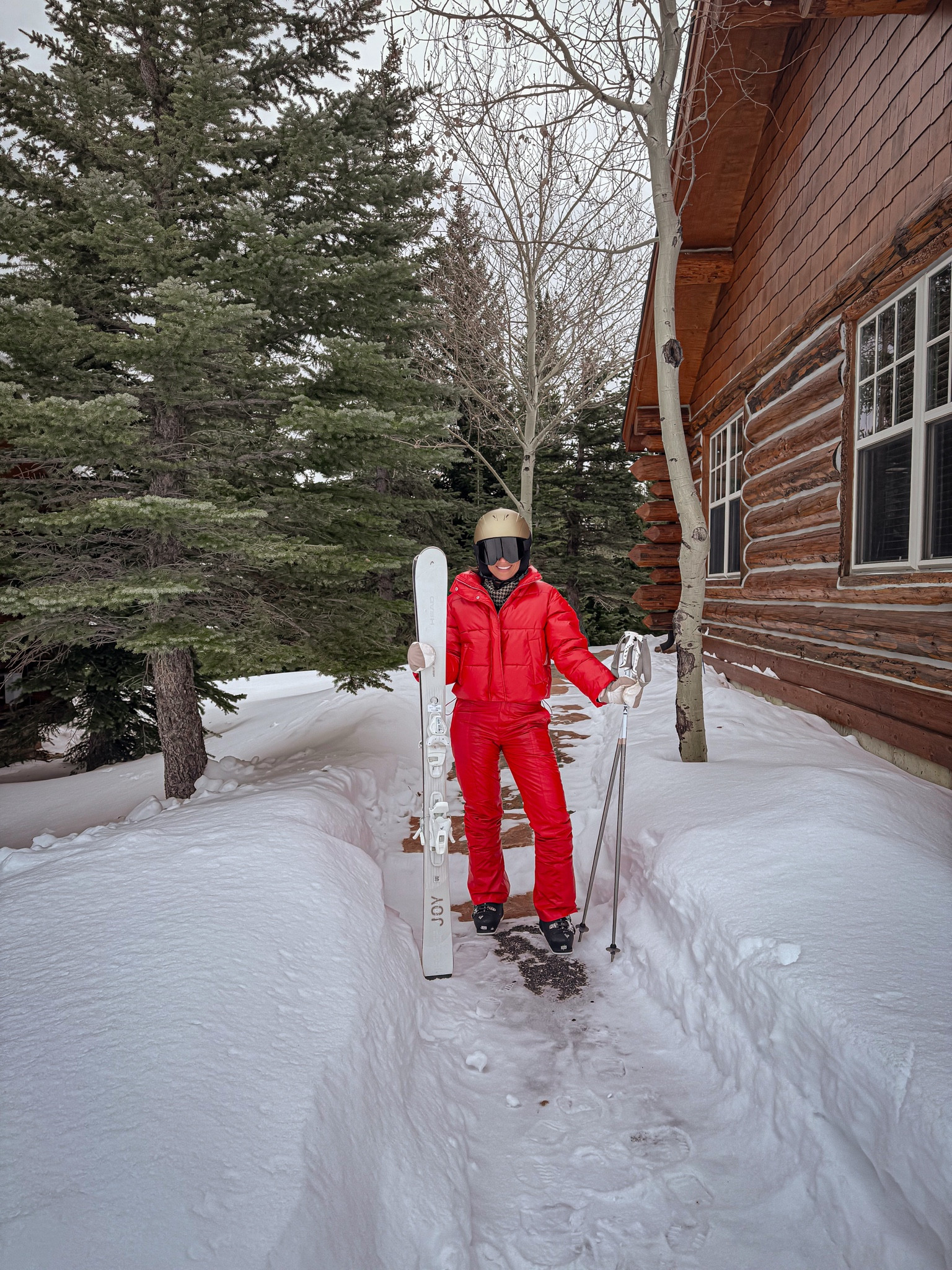 Winter ski outfit 

#revolve #winter #ski #snow #laurabeverlin 

#LTKSaleAlert #LTKGiftGuide #LTKFindsUnder50