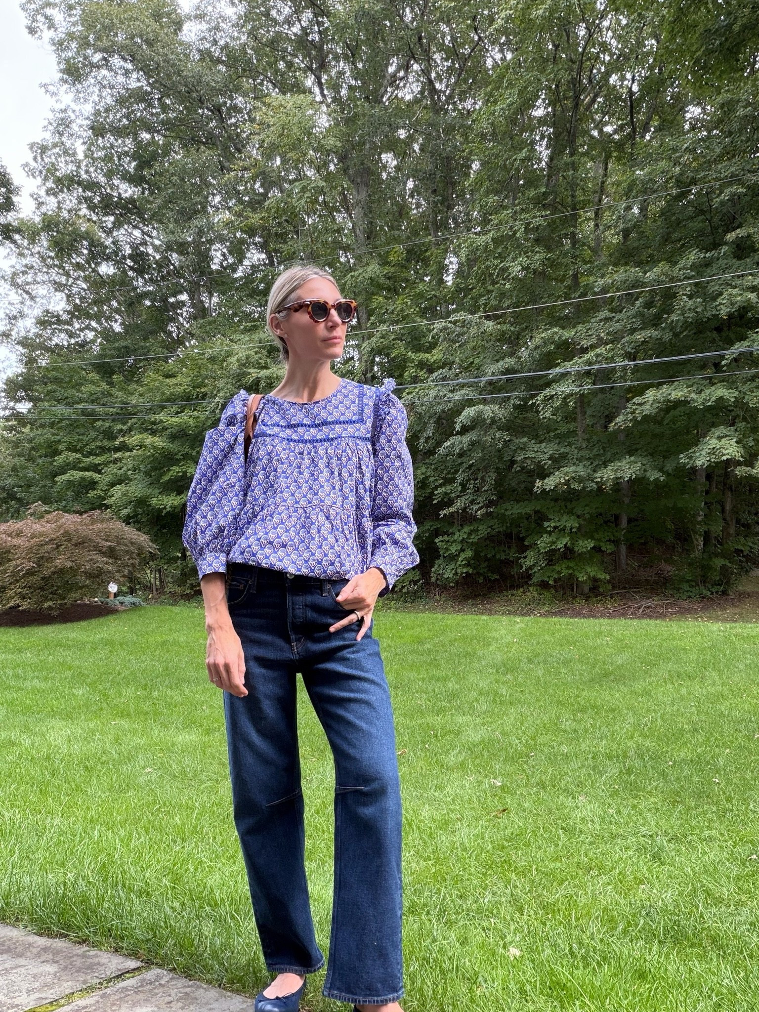 Fall tops, fall outfit for mom life

#LTKootd #LTKmomlife #LTKgrwm