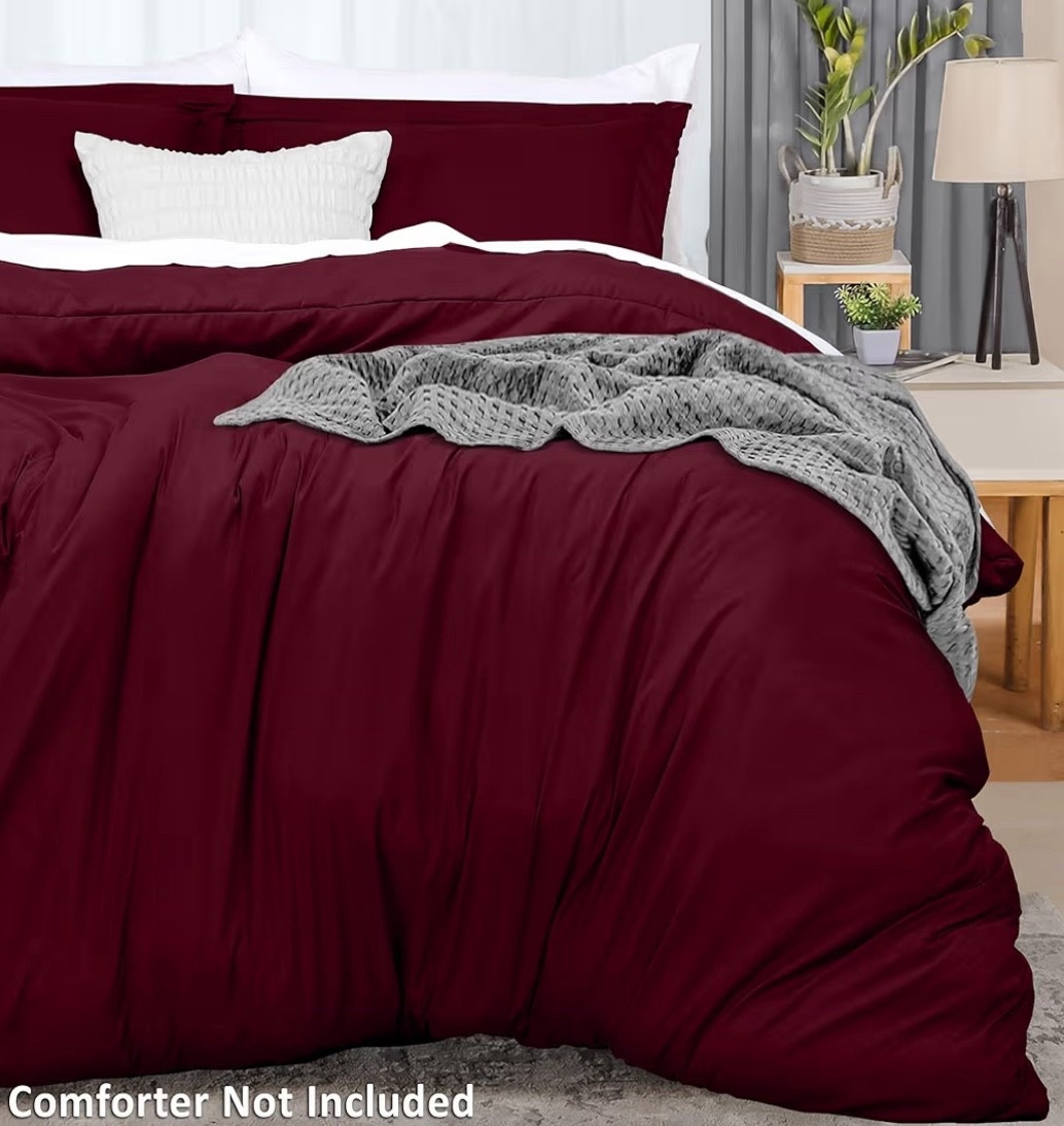 I’m officially obsessed with red 

#LTKmodest #LTKhome #LTKfamily