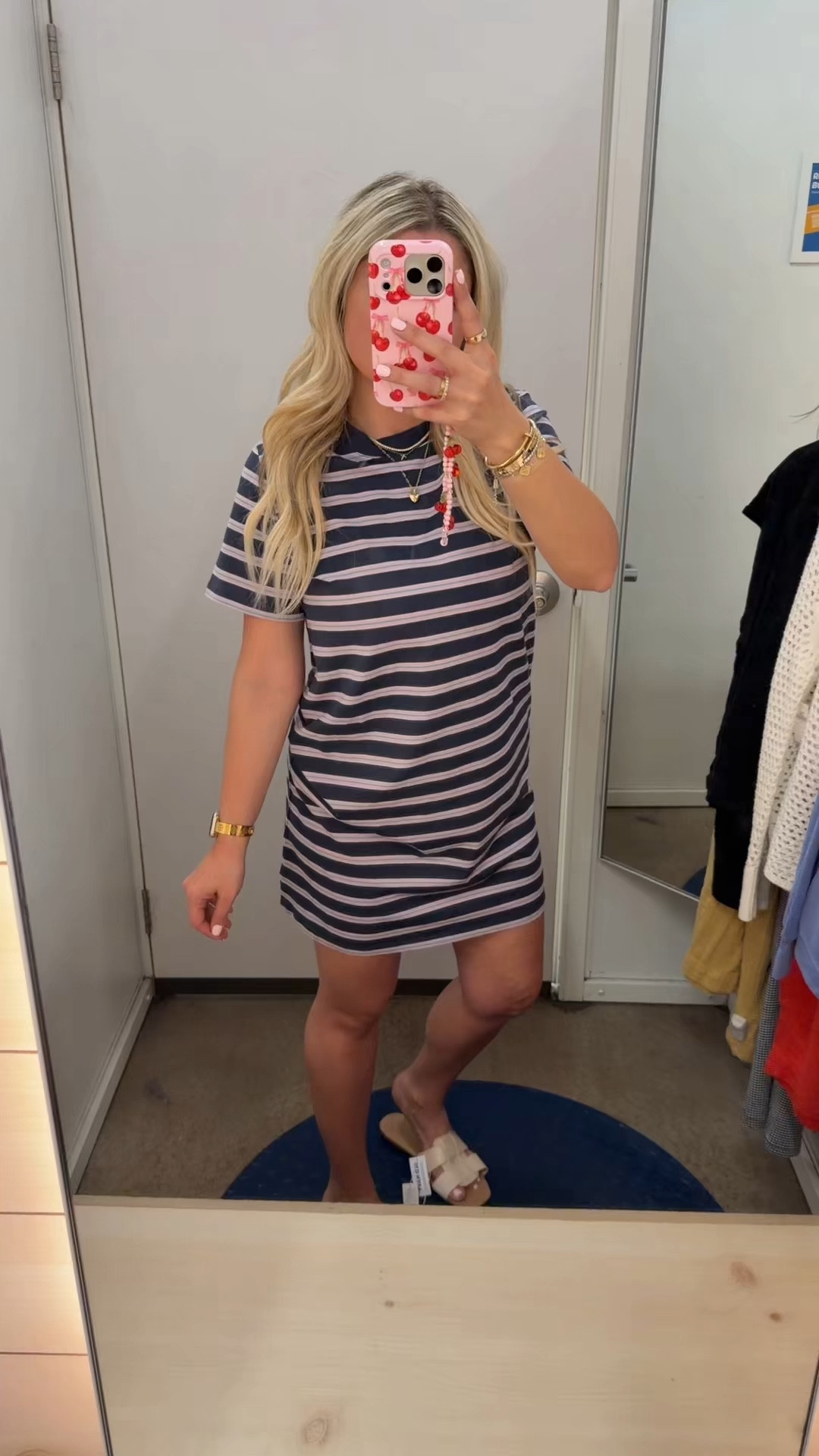 Dress on sale
Size small
Vacation outfit
Spring outfit
Date night 
Beach resort wear 