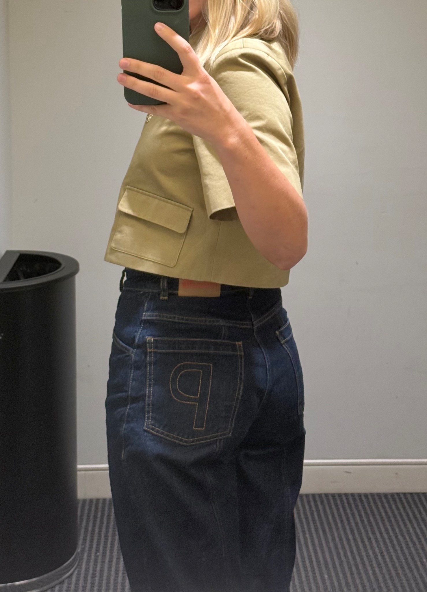 🖤


Spring style
Spring outfit
Fall outfit
Fall style
Girls day
Lunch outfit
Cute casual outfit
Casual outfit
Errand outfit
Sunglasses
Baum und Pferdgarten Nara Seam Detail Jeans
Commute
Morning commute
Baum und Pferdgarten jeans
Rent the runway
Barrel jeans
Straight leg jeans
High waisted jeans
Dark wash jeans
Dark jeans
Cool jeans
Fun jeans
Statement jeans
Fun pants
Cool pants
Adam Lippes x RTR Short Sleeve Twill Jacket
Twill top
Tan top
Tan shirt
Cool top
Chic top
Fun top
Everyday top
Rent the runway
Spring top
Summer top
Work top

#LTKWorkwear #LTKootd